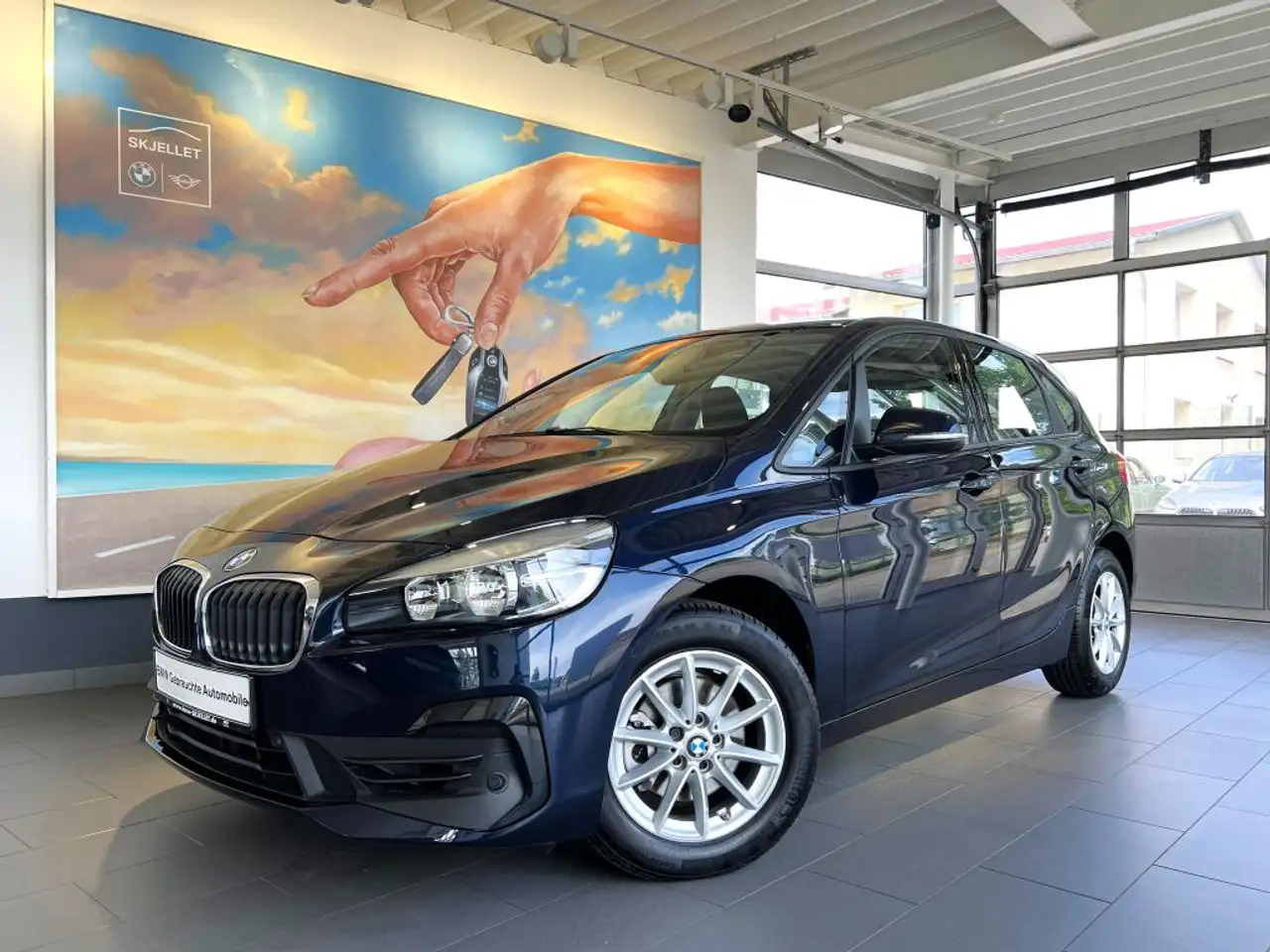 BMW 218