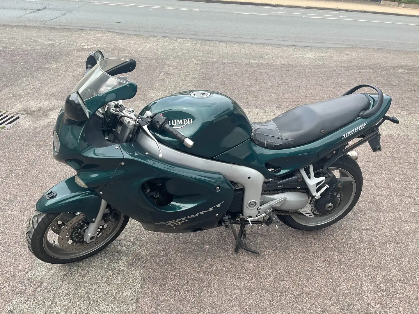 Triumph Sprint ST Sprint ST 955i Vert - 2