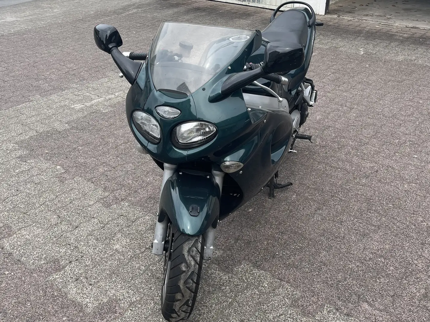 Triumph Sprint ST Sprint ST 955i Vert - 1
