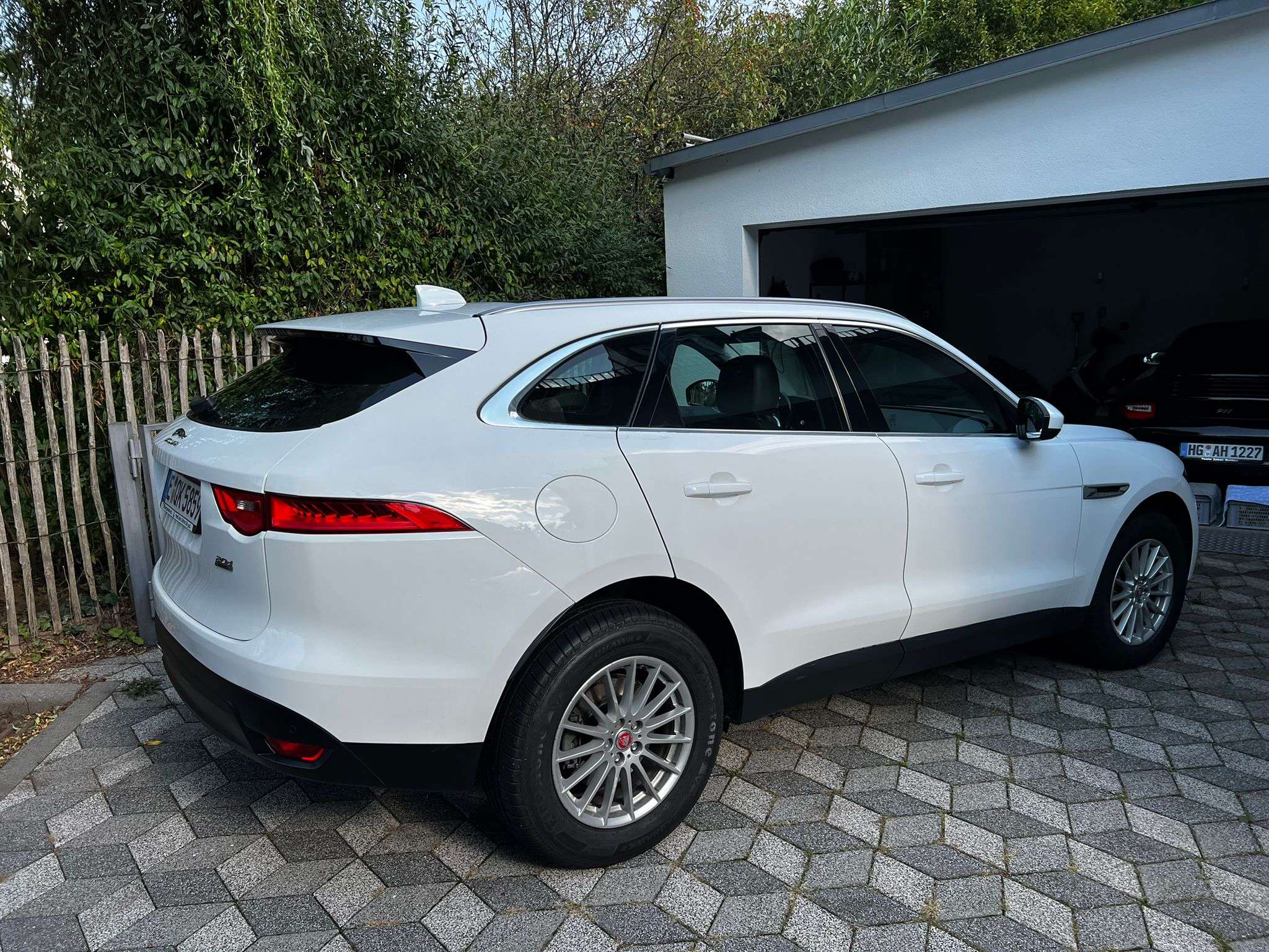 Second hand Jaguar F-Pace 2.0