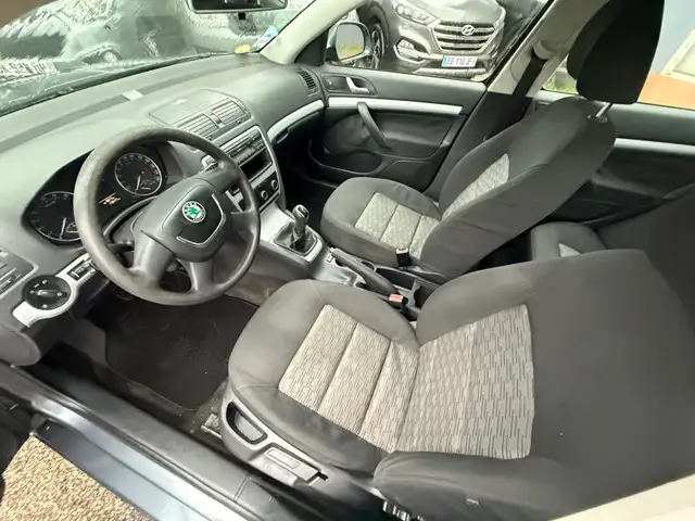 Skoda Octavia view 6