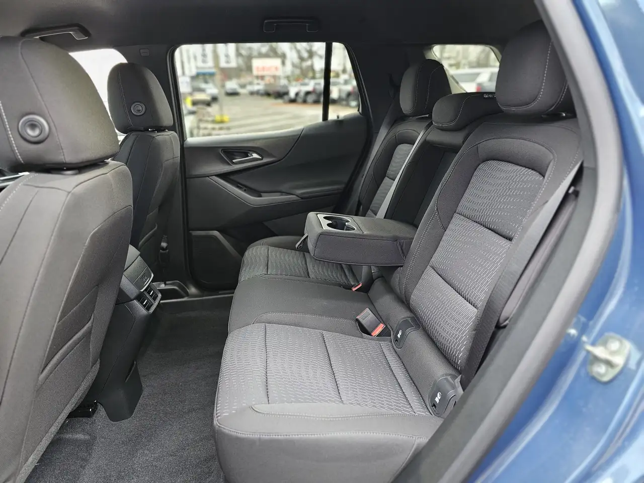 Chevrolet Equinox снимка Chevrolet Equinox