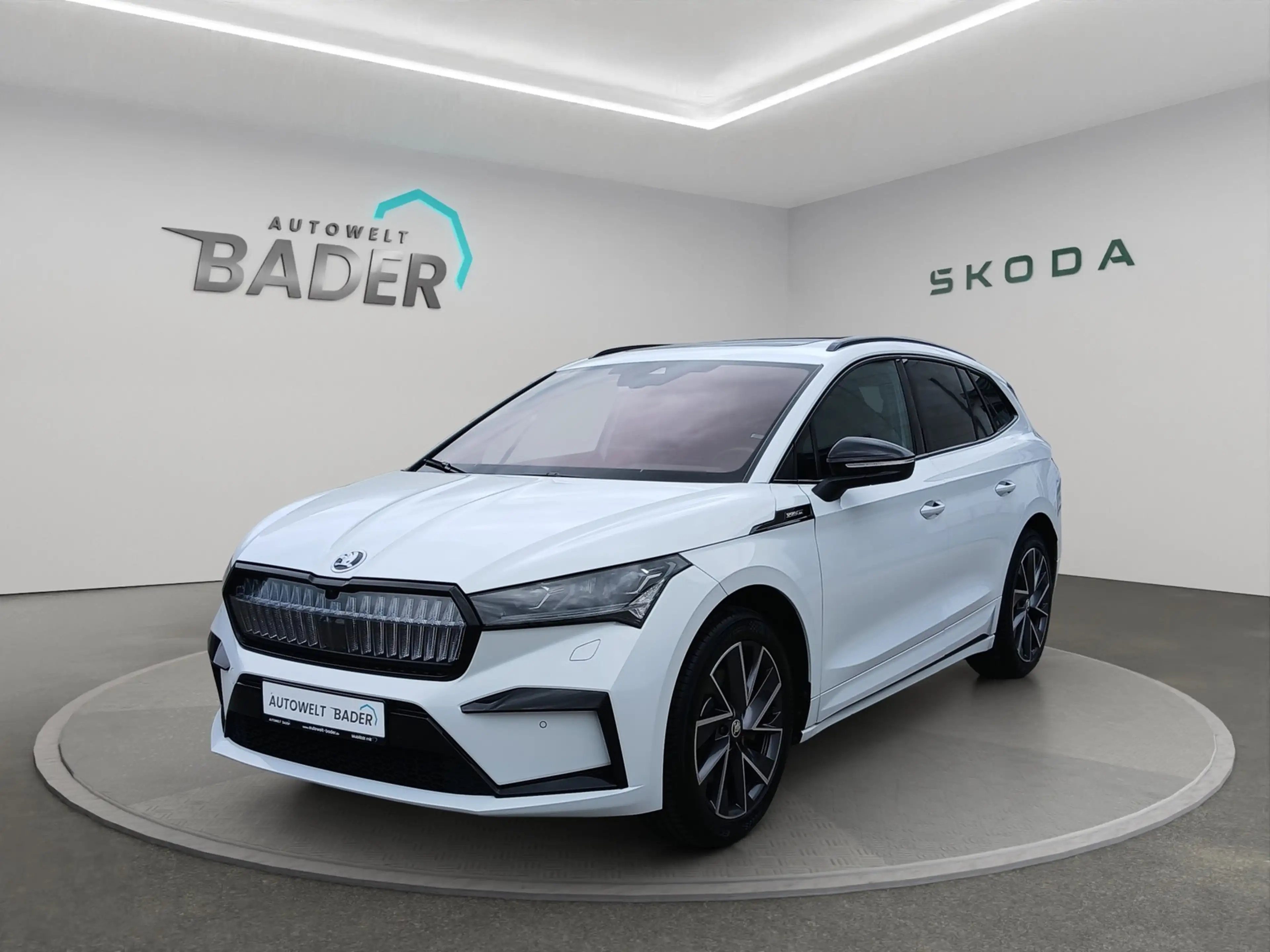 Skoda Enyaq 80 x Sportline Pano HUD Matrix