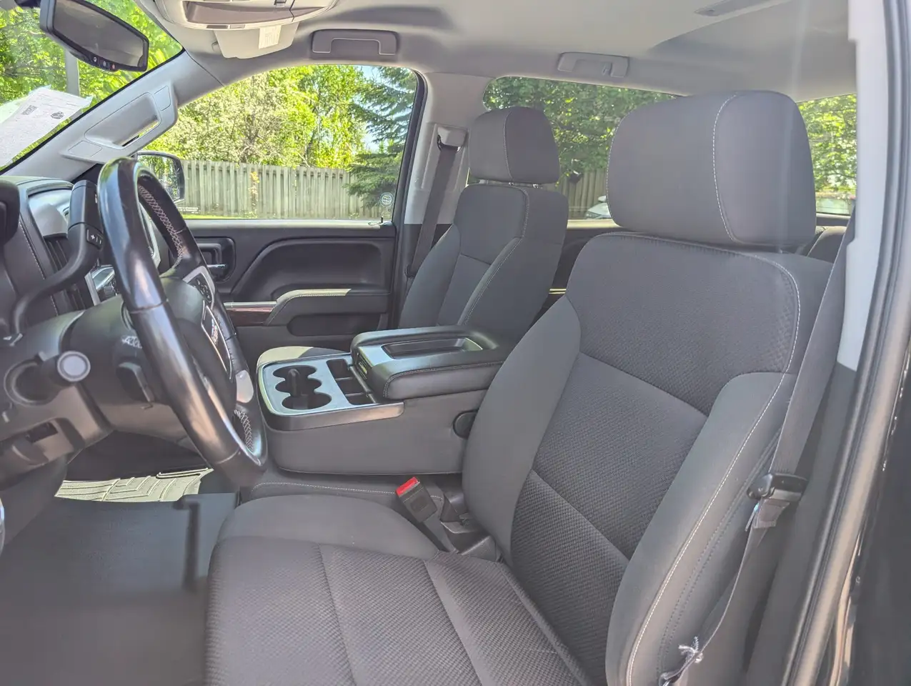 GMC Sierra 1500 снимка GMC Sierra 1500