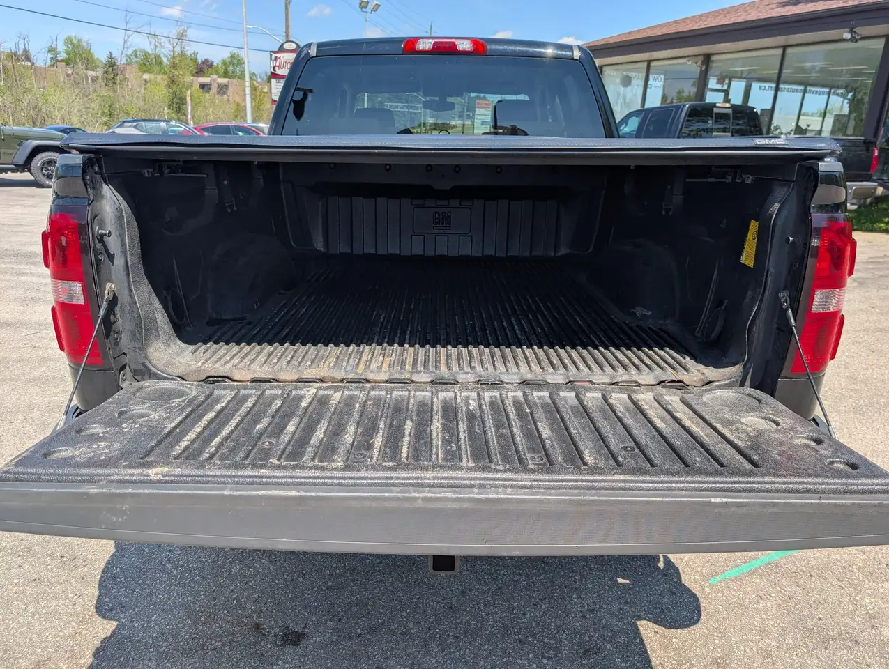 GMC Sierra 1500 снимка GMC Sierra 1500