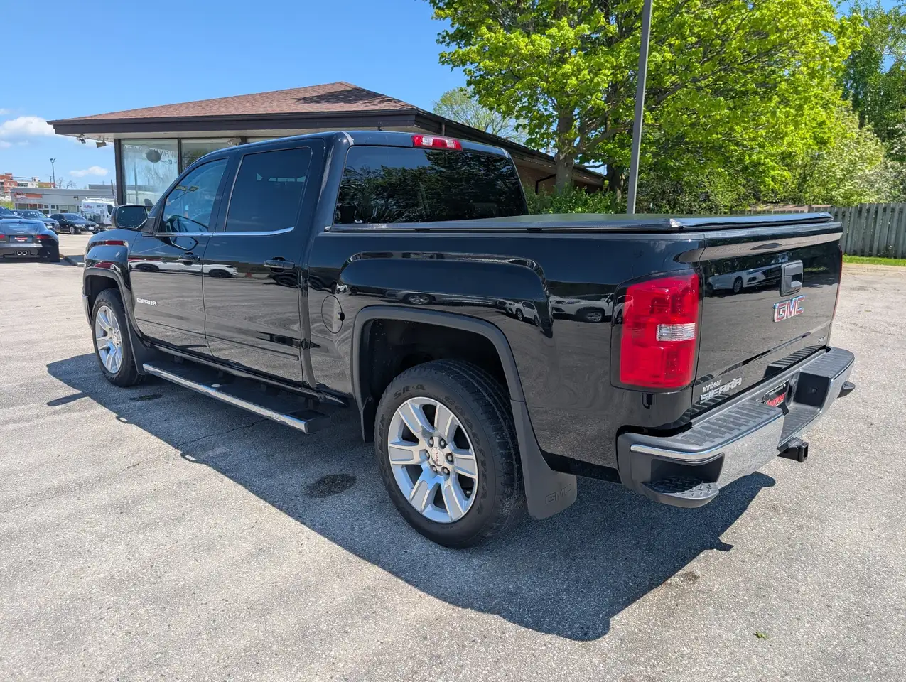 GMC Sierra 1500 снимка GMC Sierra 1500