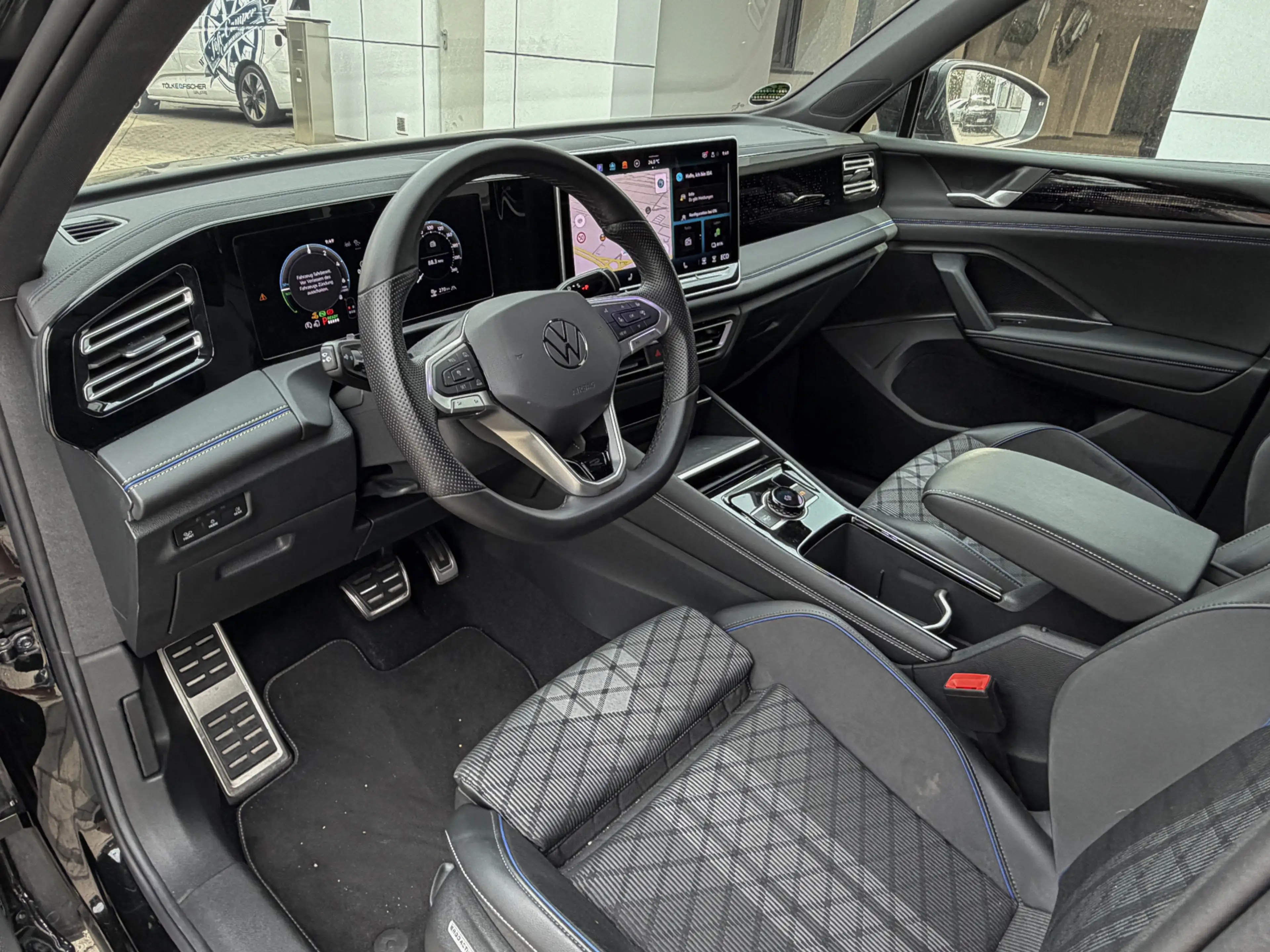 Volkswagen Tiguan 1.5 eHybrid R-Line Edition R-Zetels IQ-light Sfeer — photo 15