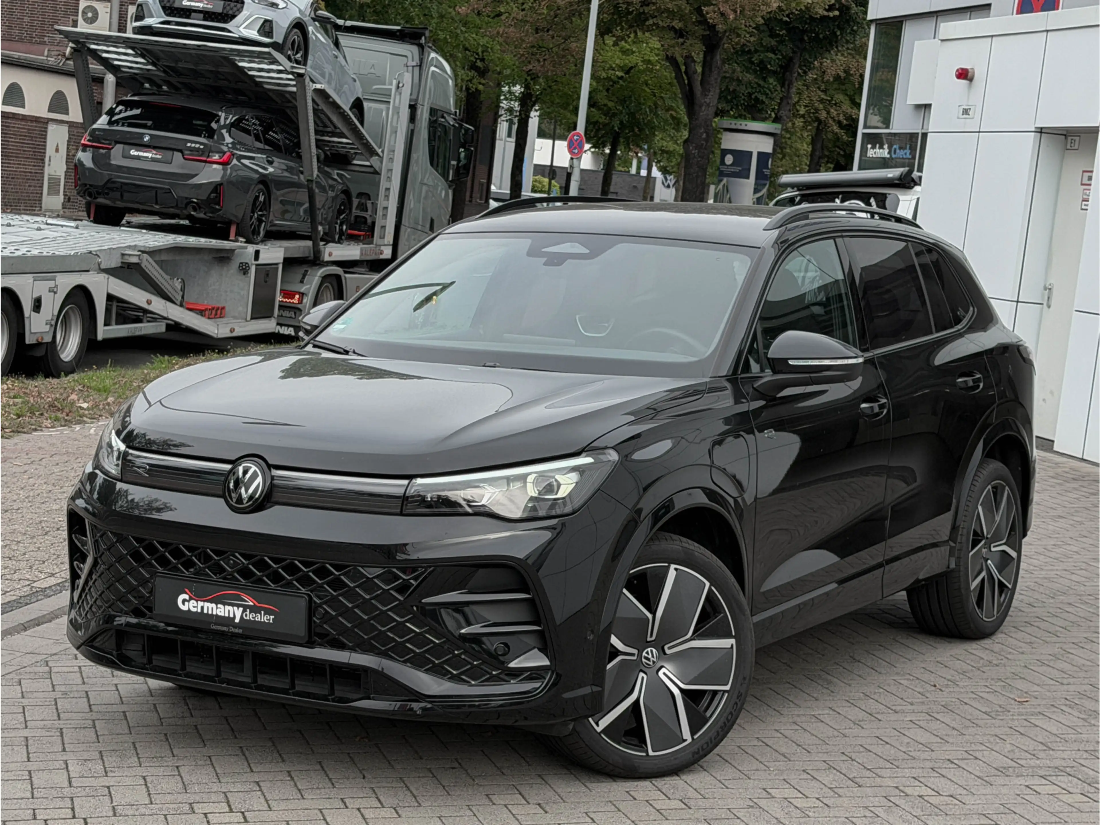 Volkswagen Tiguan 1.5 eHybrid R-Line Edition R-Zetels IQ-light Sfeer — photo 4