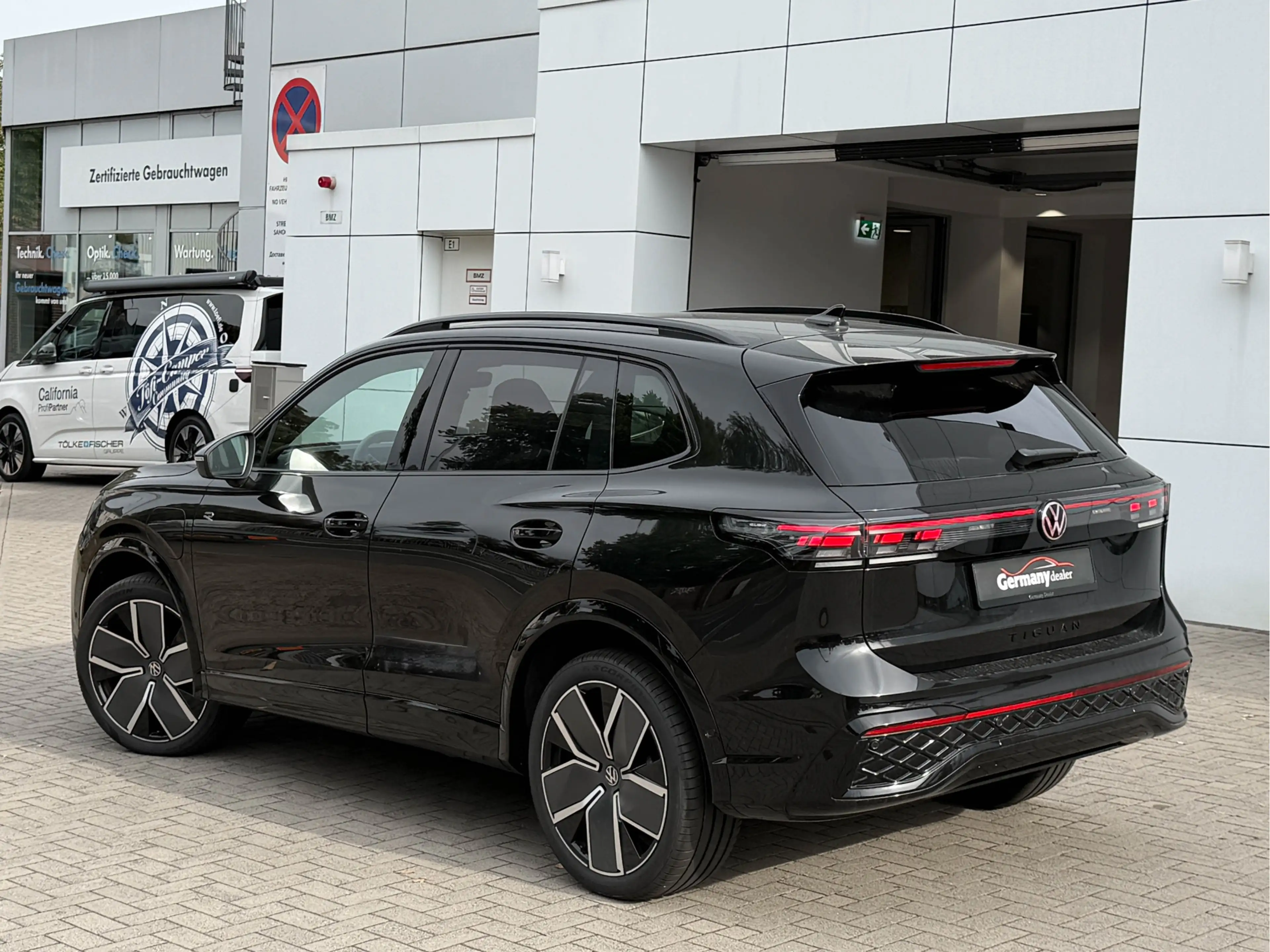 Volkswagen Tiguan 1.5 eHybrid R-Line Edition R-Zetels IQ-light Sfeer — photo 8
