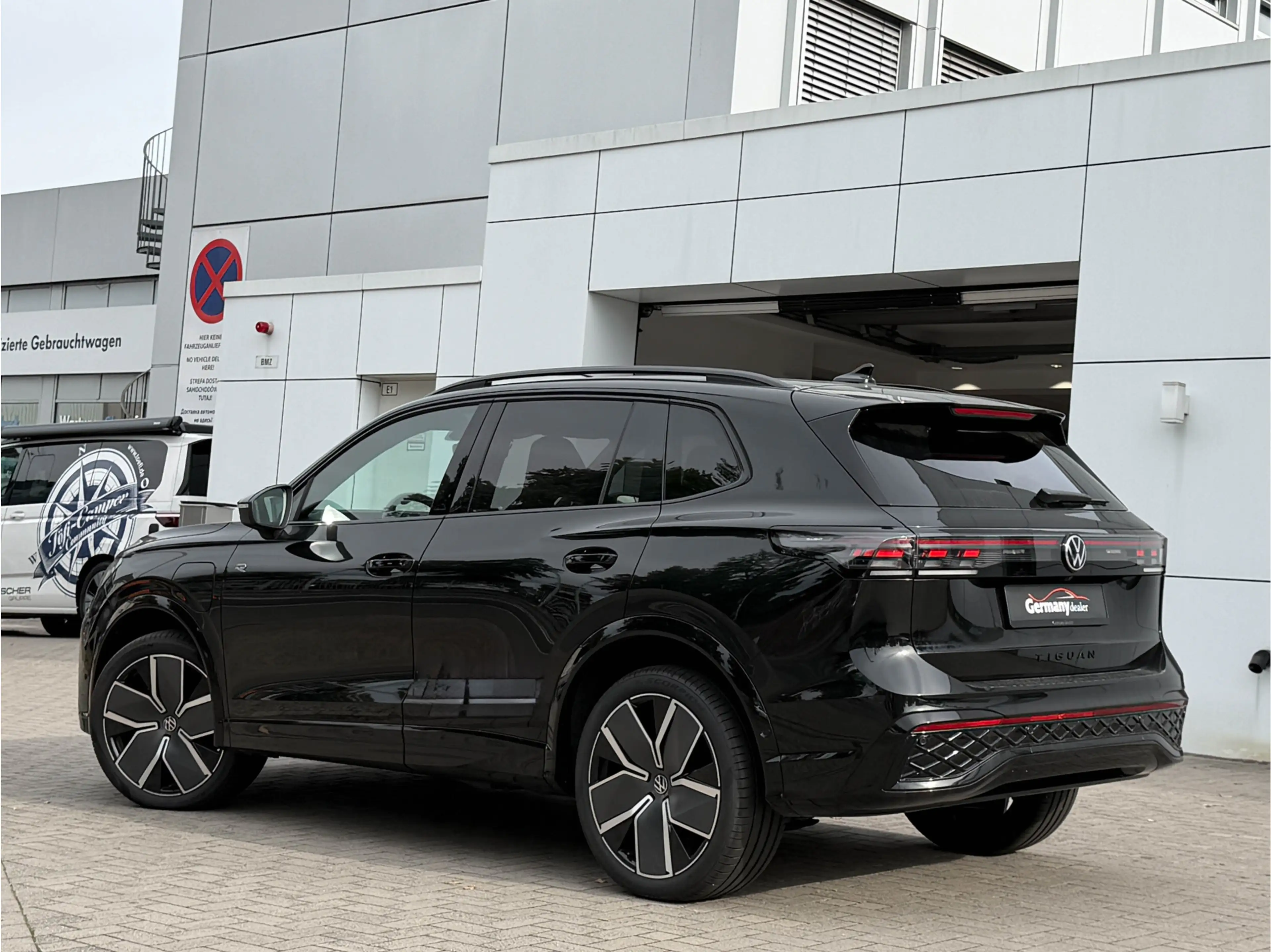 Volkswagen Tiguan 1.5 eHybrid R-Line Edition R-Zetels IQ-light Sfeer — photo 12