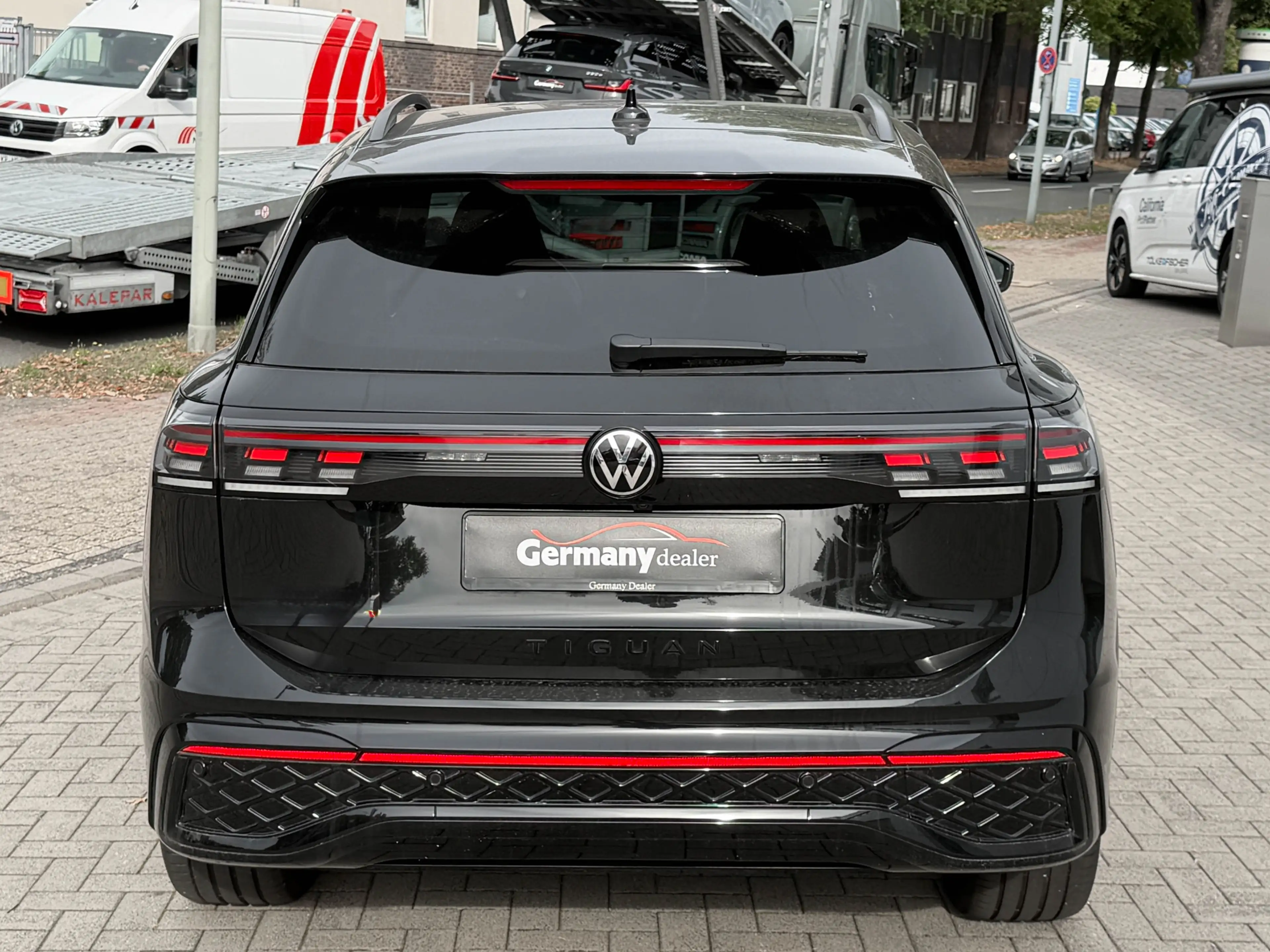 Volkswagen Tiguan 1.5 eHybrid R-Line Edition R-Zetels IQ-light Sfeer — photo 10