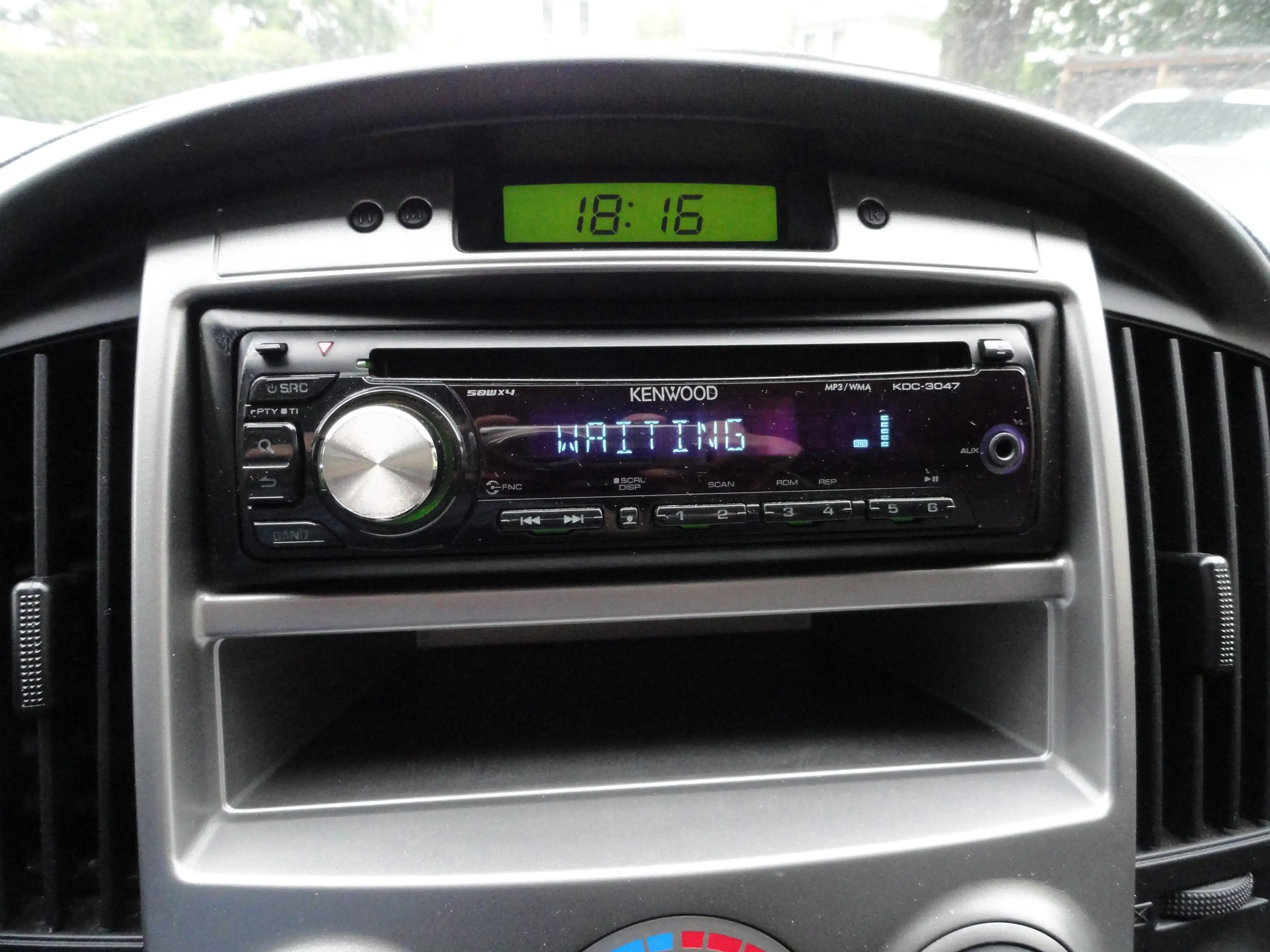 Hyundai H-1 2.5 CRDi 5 Sitzer+Klima+AHK — photo 15