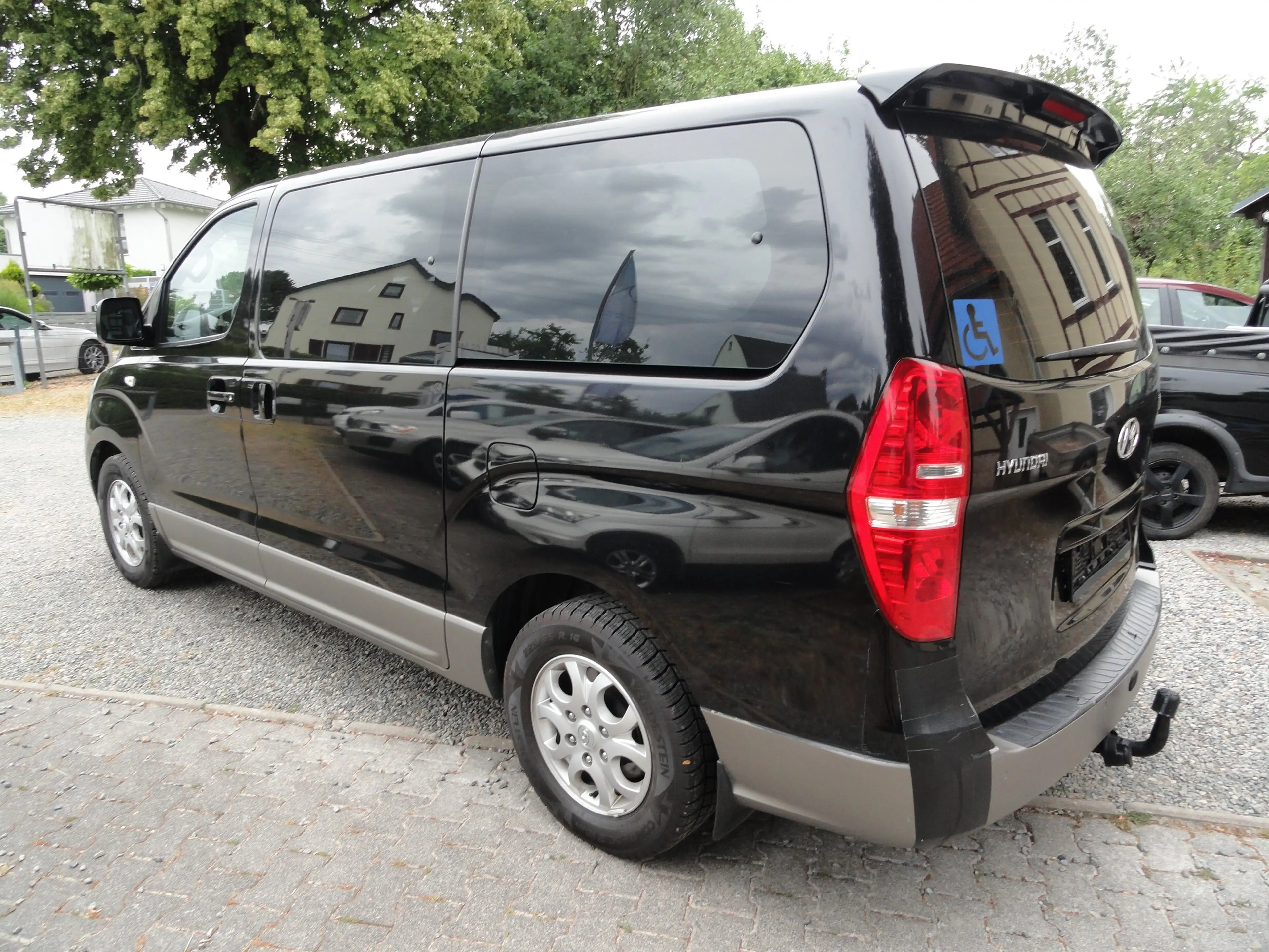 Hyundai H-1 2.5 CRDi 5 Sitzer+Klima+AHK — photo 2
