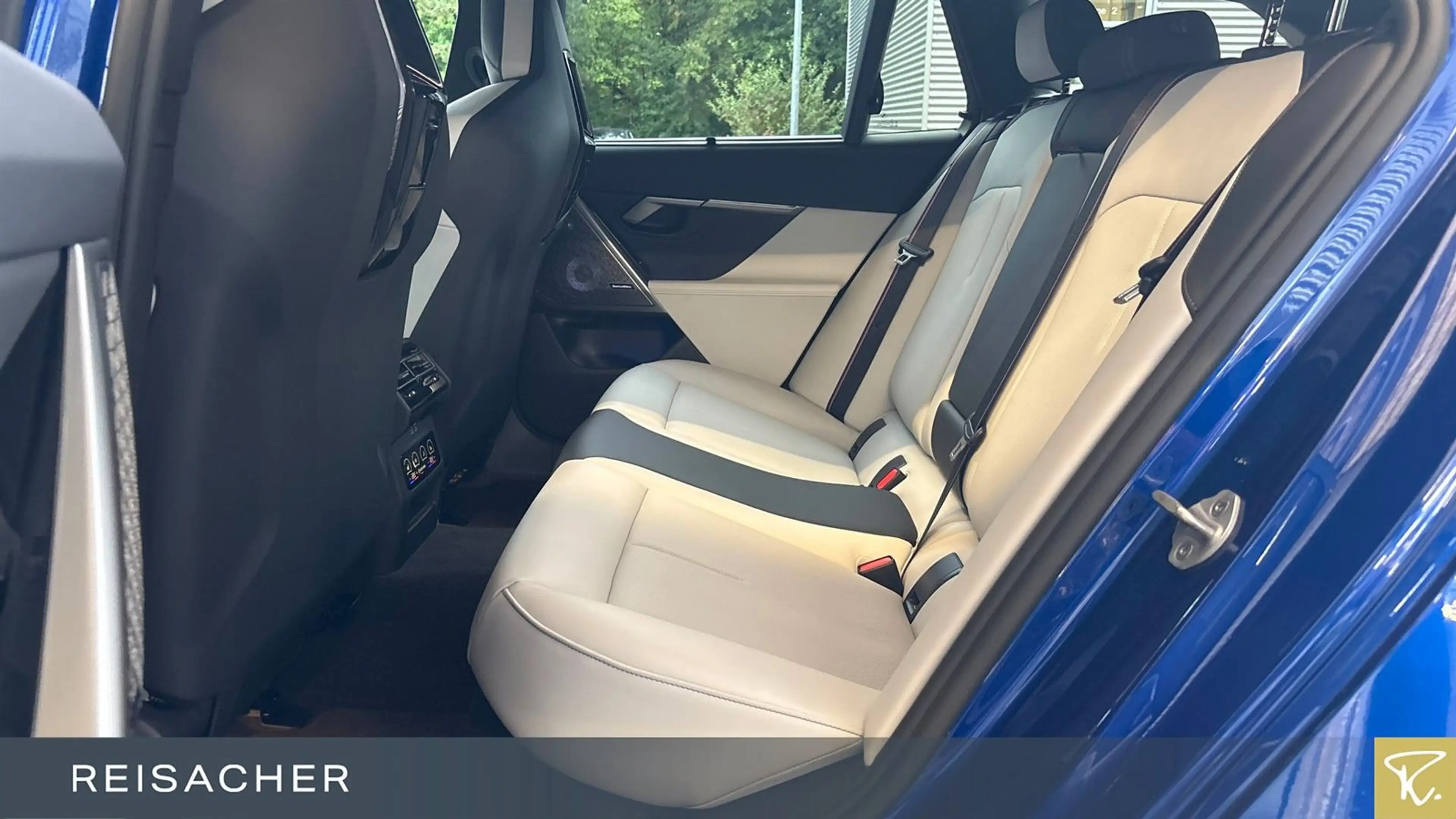 BMW M5 A Tou DAProf,Leder,Autom — photo 8