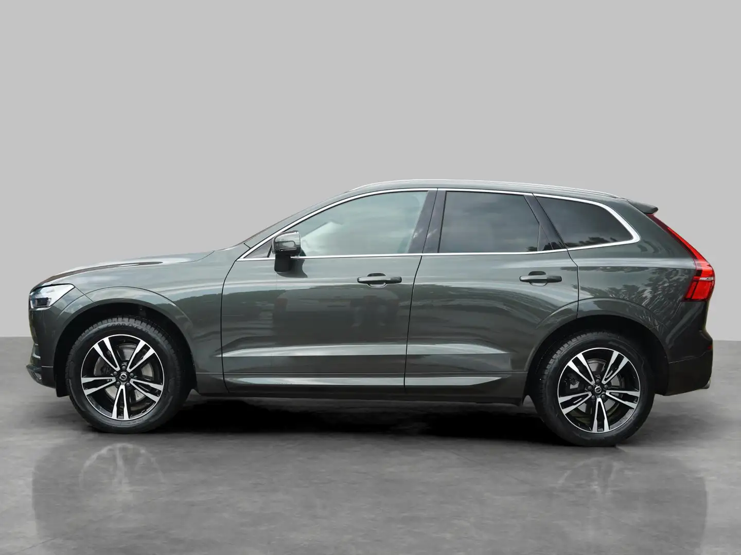 Volvo XC60 2.0 B5 Momentum Exclusive Grigio - 2