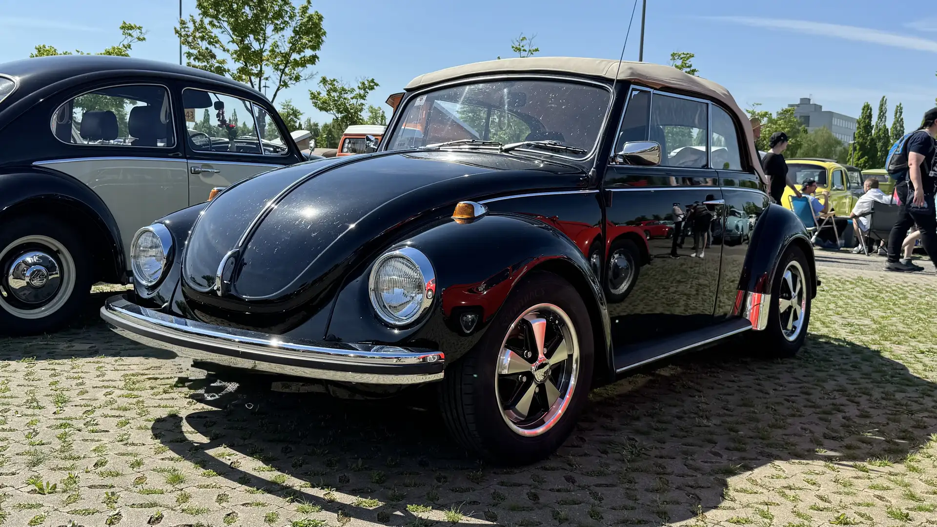 Volkswagen Käfer 1302 Cabrio Negru - 1