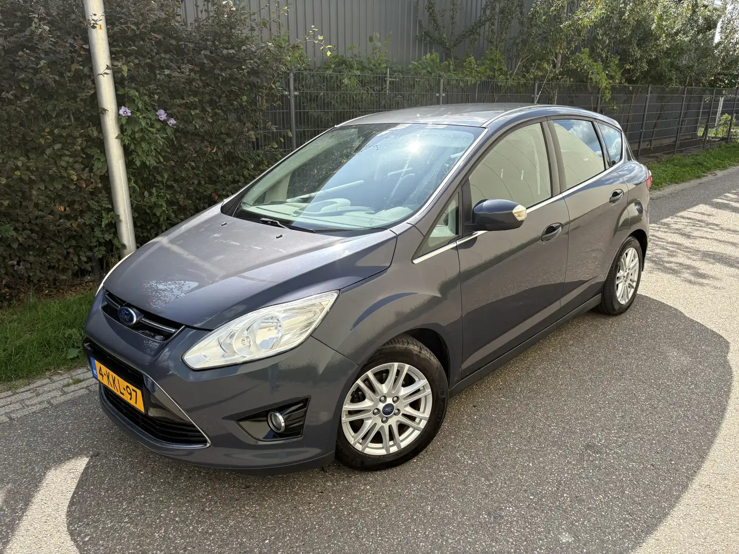 Ford C-Max 1.0 Titanium / AIRCO ECC / NAVI / CRUISE / 135dkm! Grau - 2