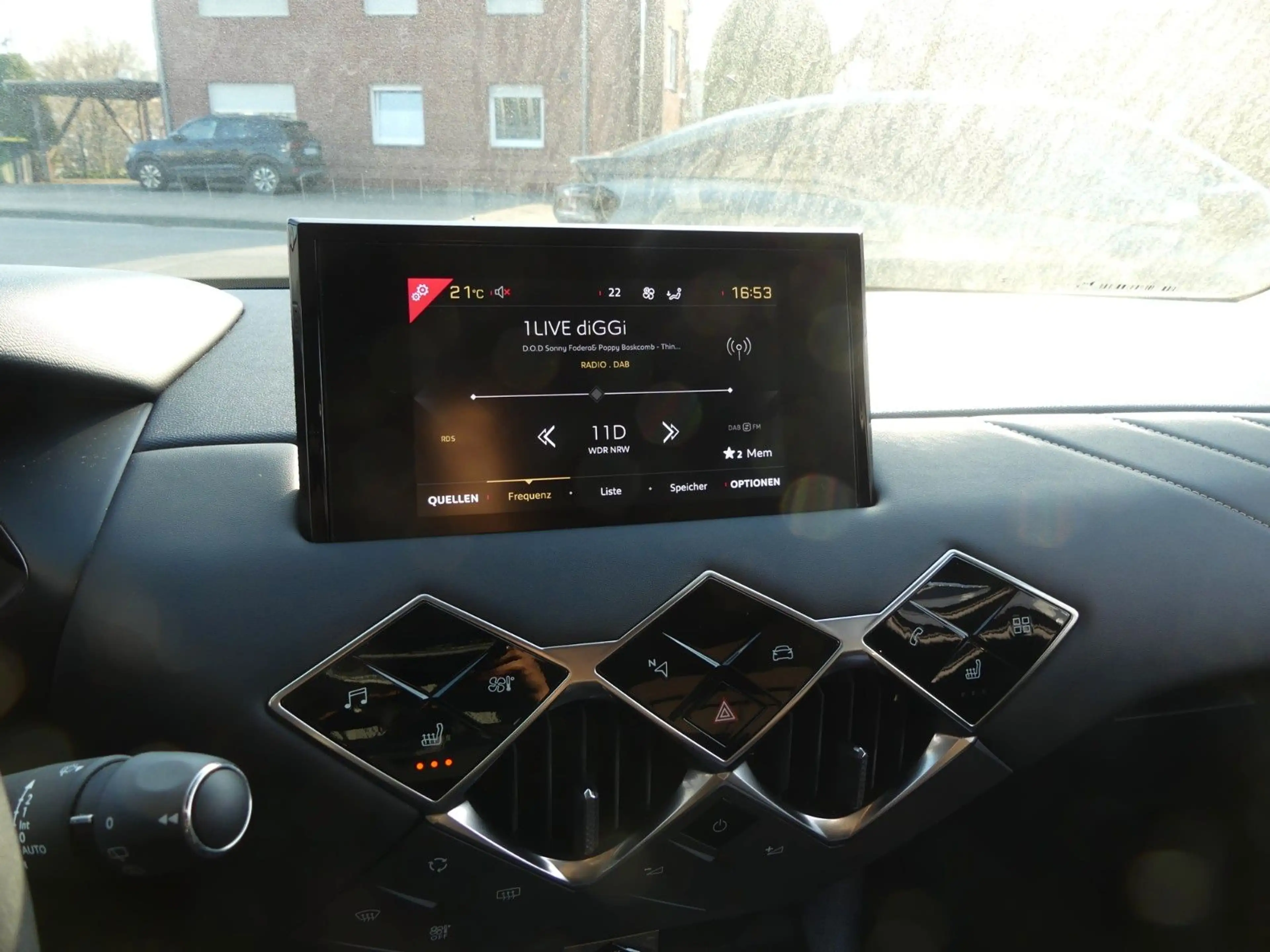 DS Automobiles DS 3 Crossback Bastille PT130AT — photo 12