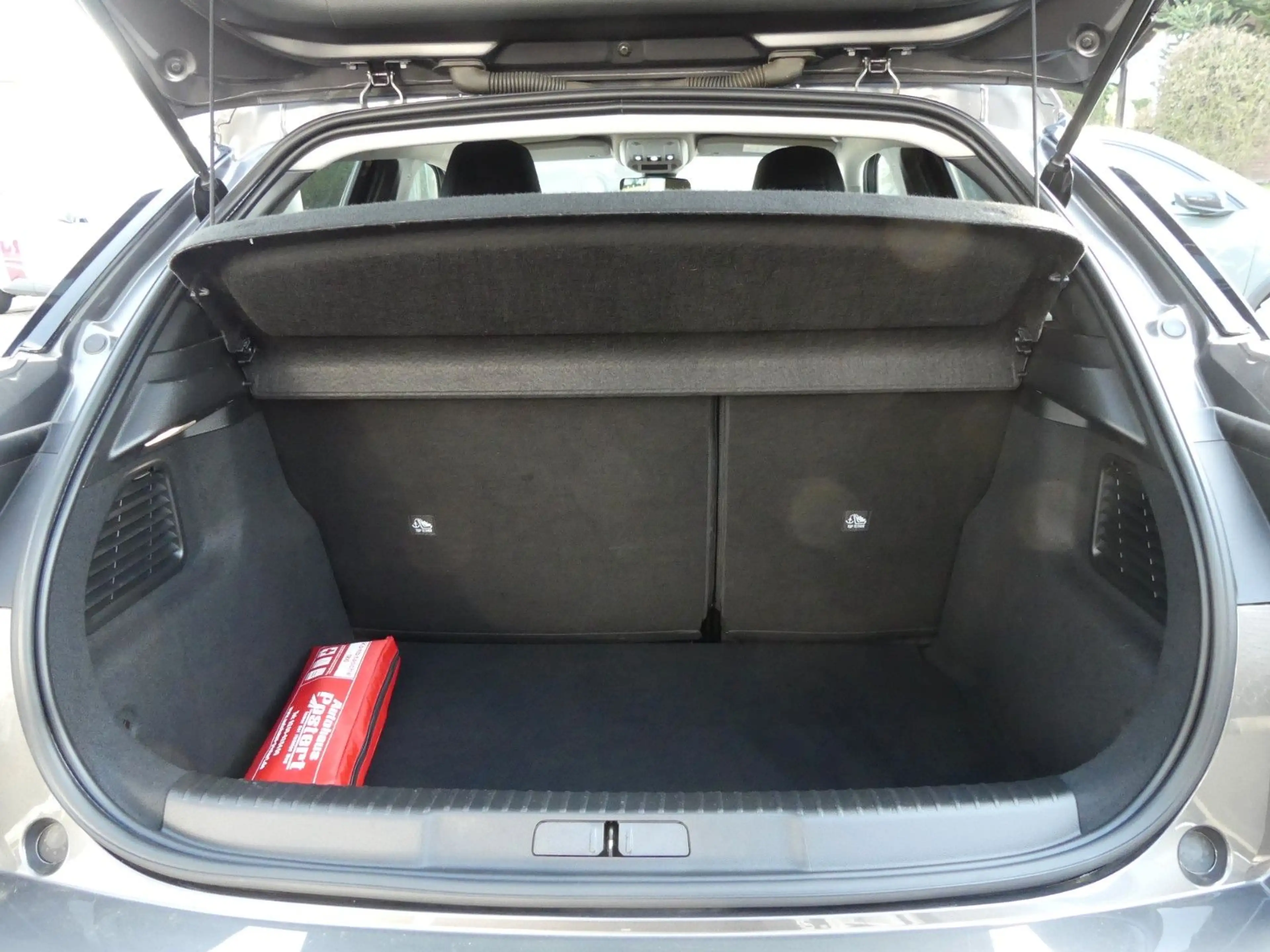 DS Automobiles DS 3 Crossback Bastille PT130AT — photo 15