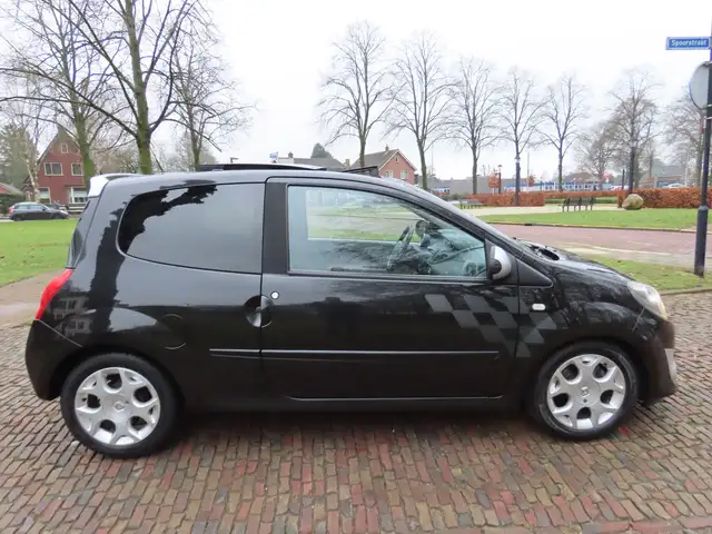 Renault Twingo view 4
