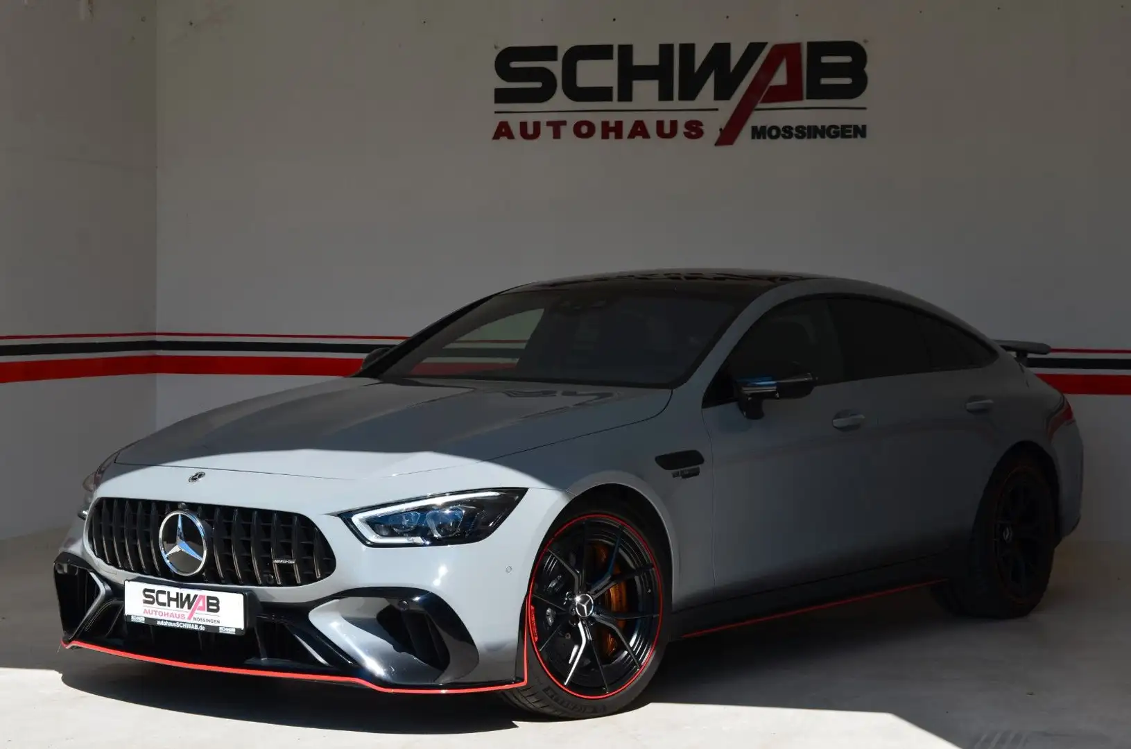 Mercedes-Benz AMG GT 63 S E Performance F1 EDITION Grau - 1