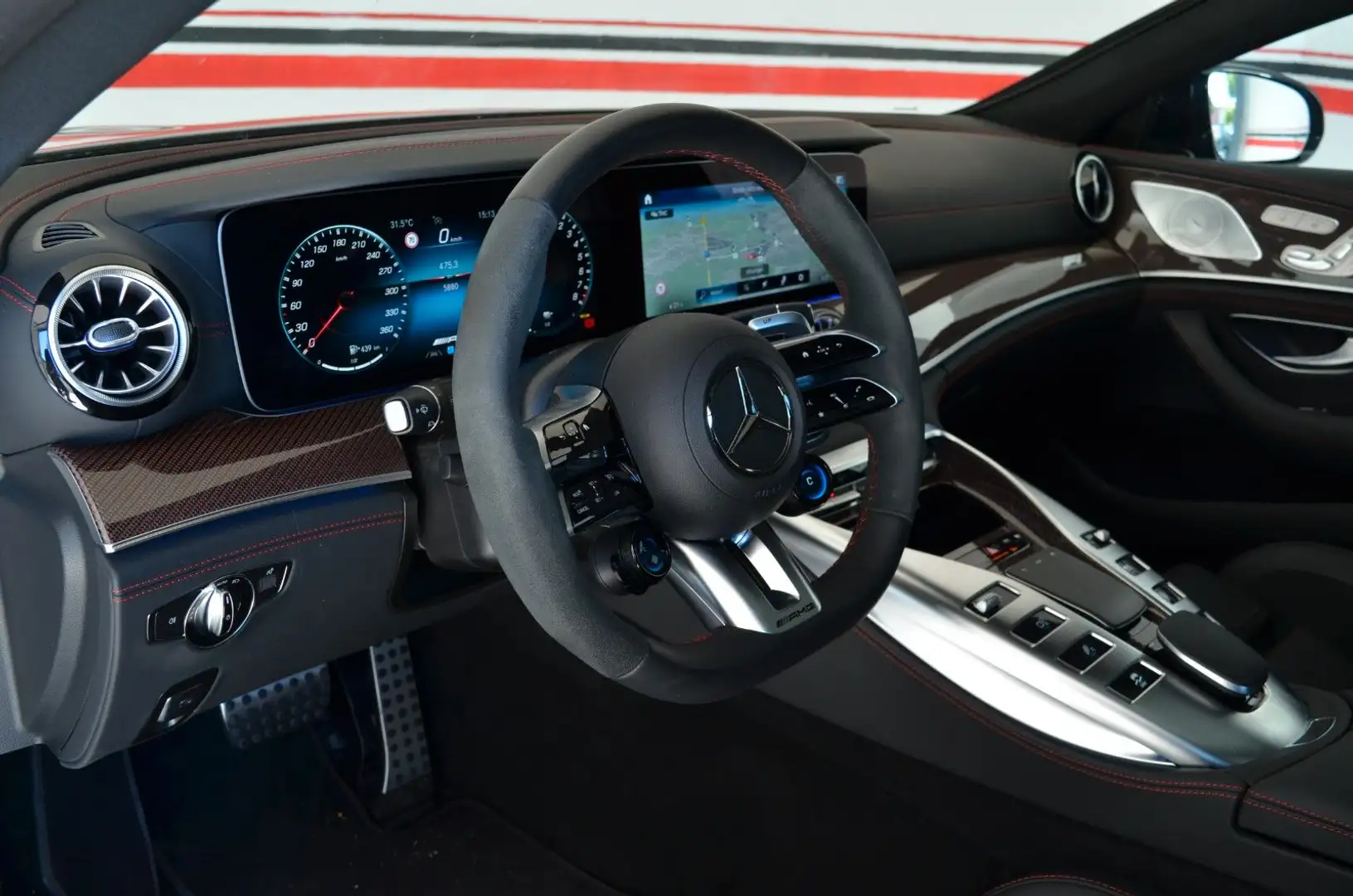 Mercedes-Benz AMG GT 63 S E Performance F1 EDITION Grau - 2