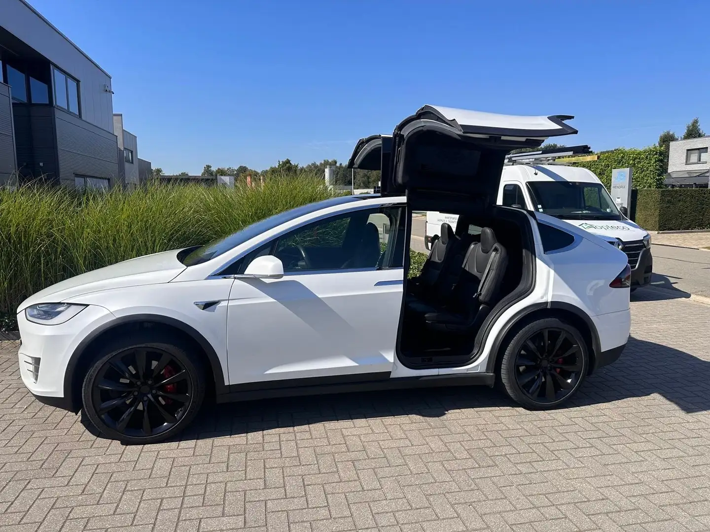 Tesla Model X Model X Ludicrous Performance Blanc - 1