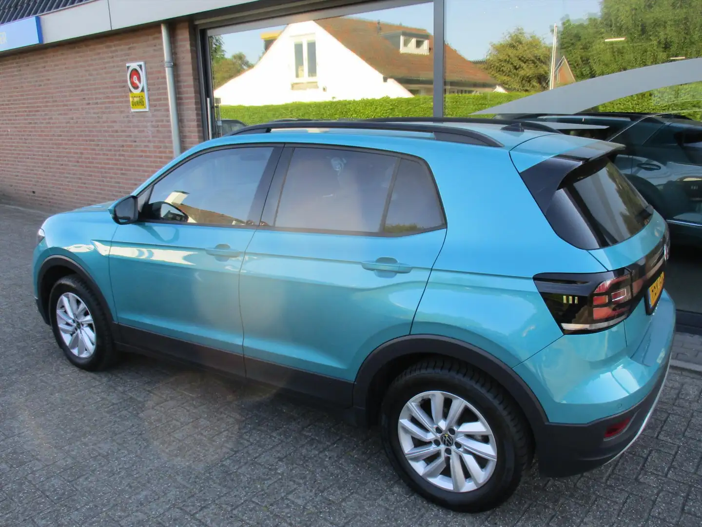 Volkswagen T-Cross 1.0 TSI 110pk 7-DSG Life Blau - 2