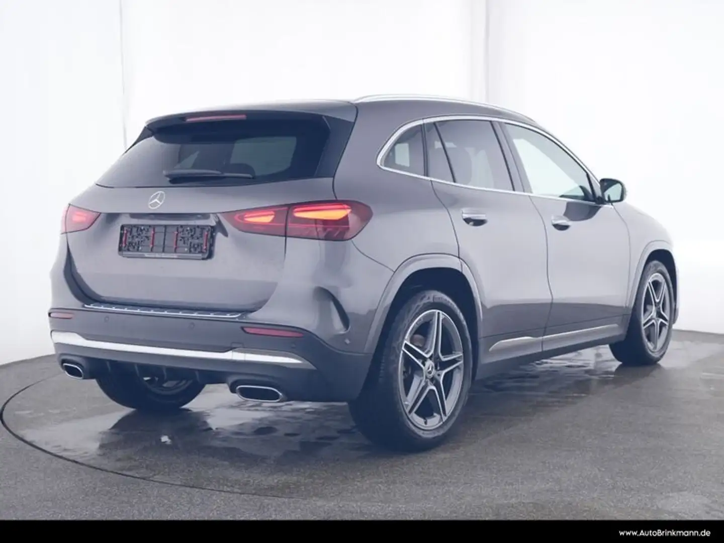 Mercedes-Benz GLA 180 GLA 180 AMG-LINE/LED/KAMERA/WINTER/MBUX AMG Line Grau - 2