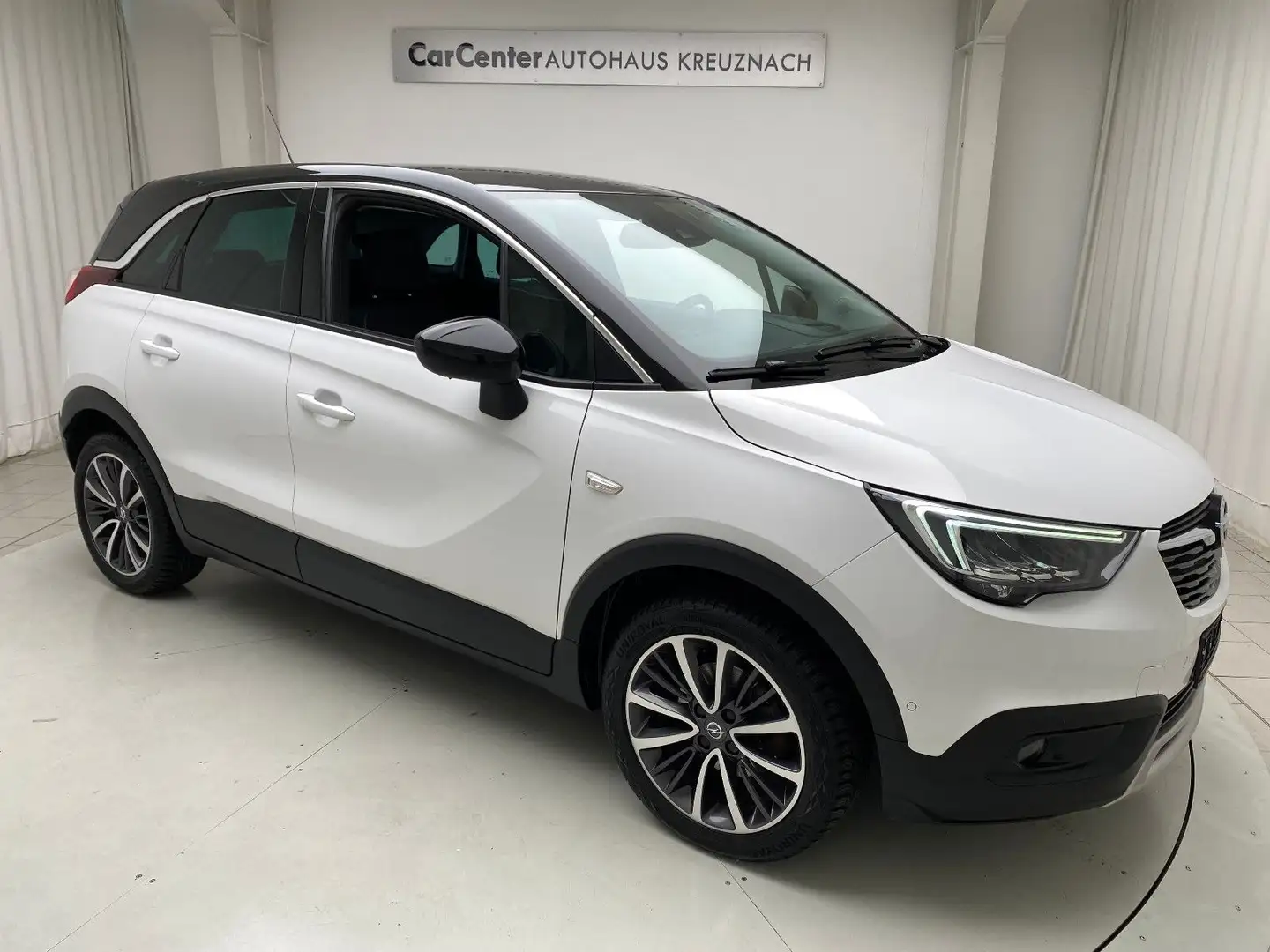 Opel Crossland X 1.2 Innovation Winterpaket LED Wit - 1