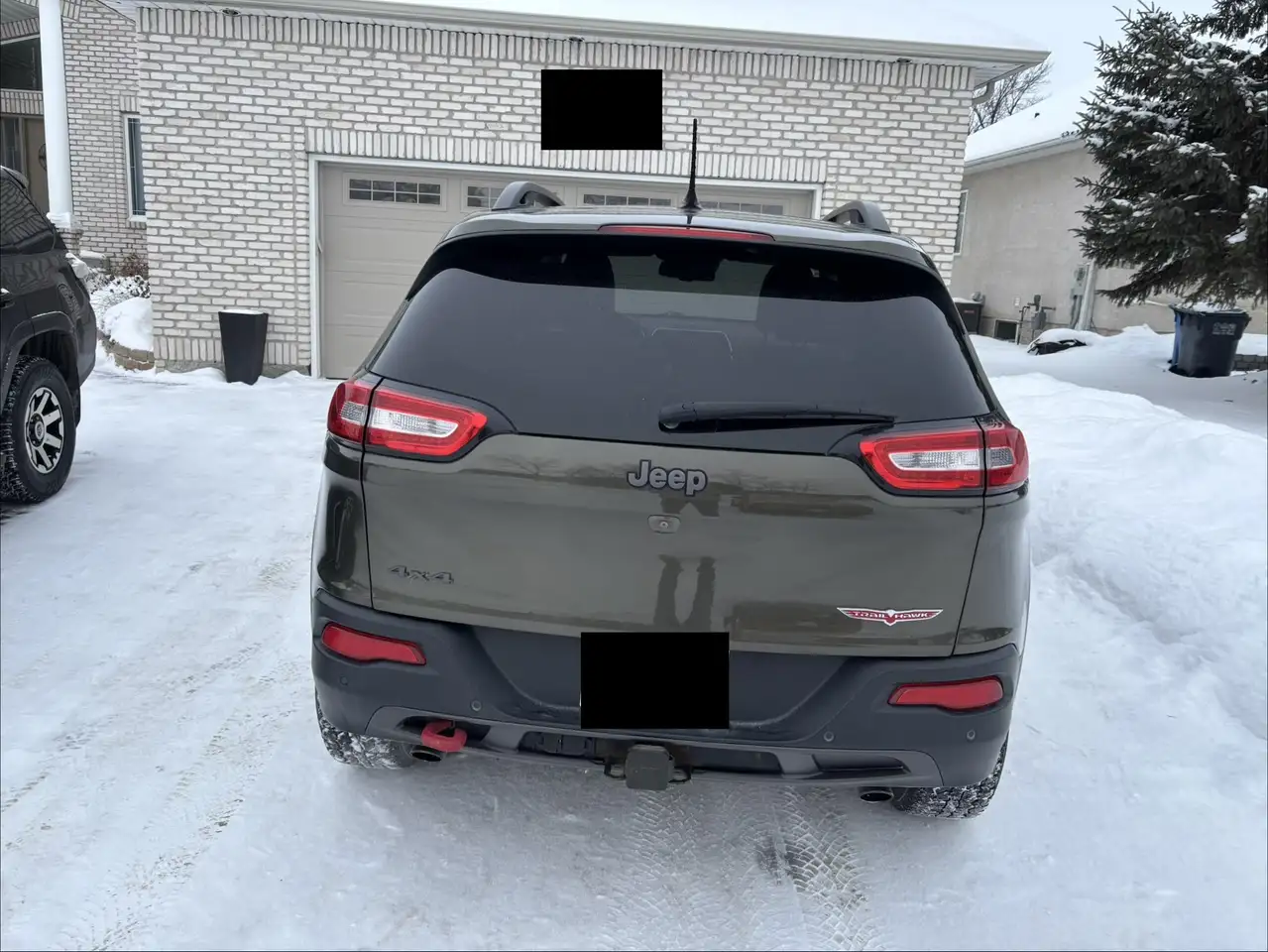 Jeep Cherokee снимка Jeep Cherokee