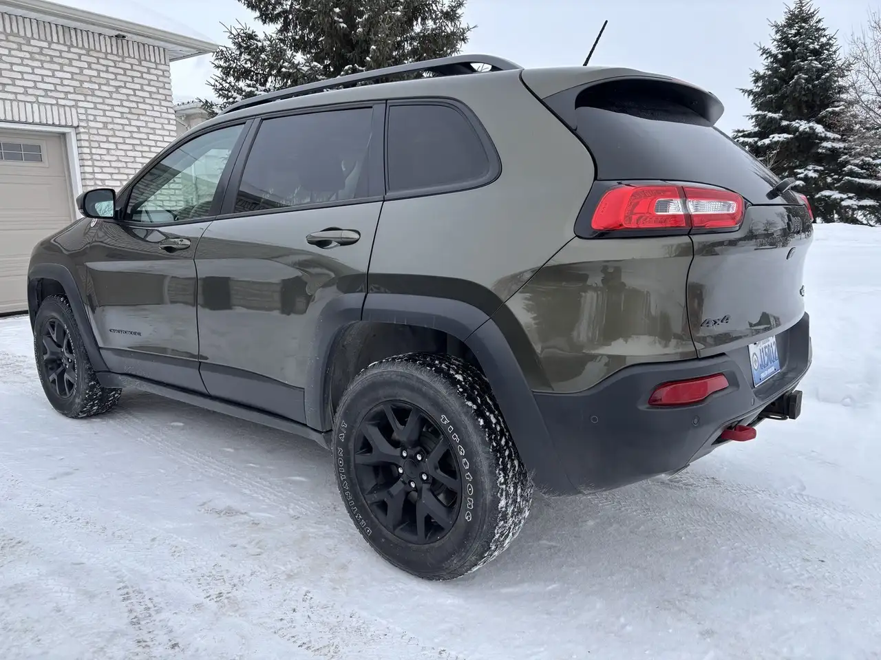 Jeep Cherokee снимка Jeep Cherokee