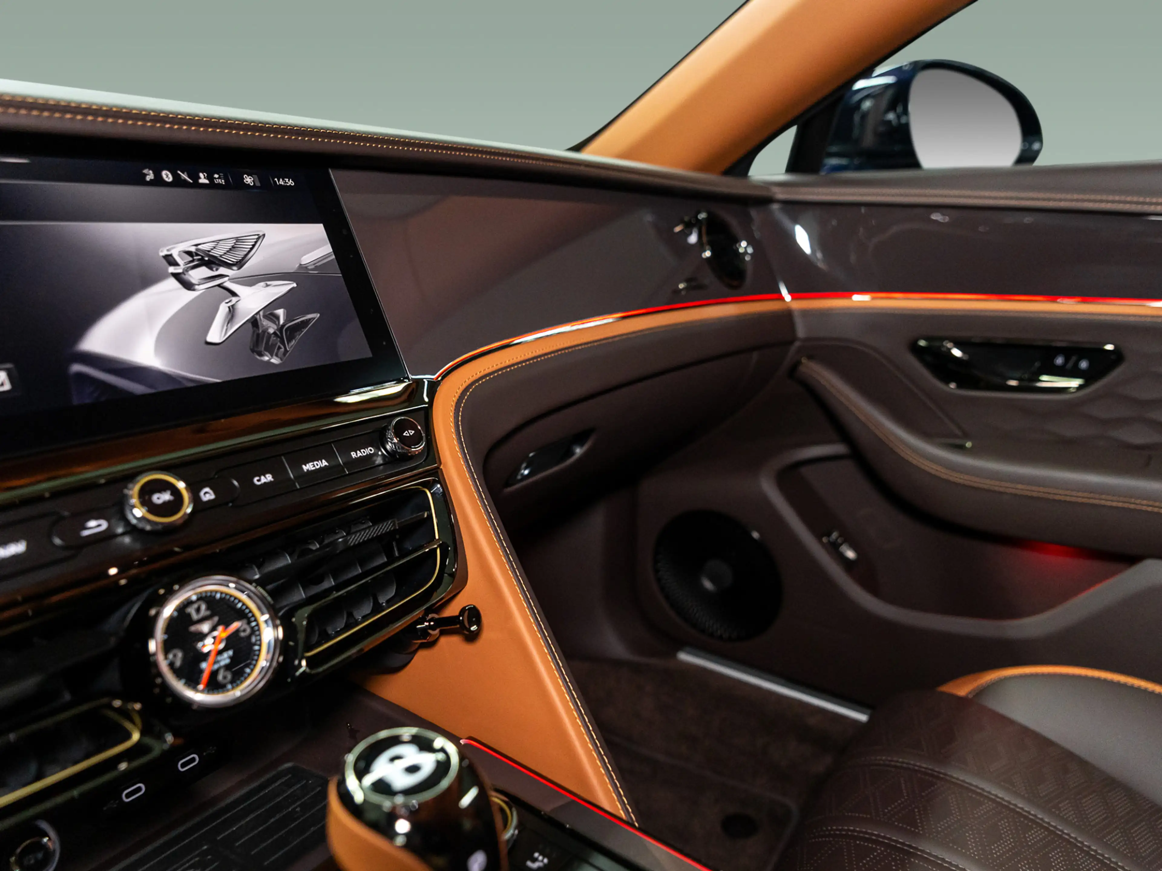 Bentley Flying Spur Speed V8 Hybrid |Black Line|Touring Spec|Rotating — photo 11