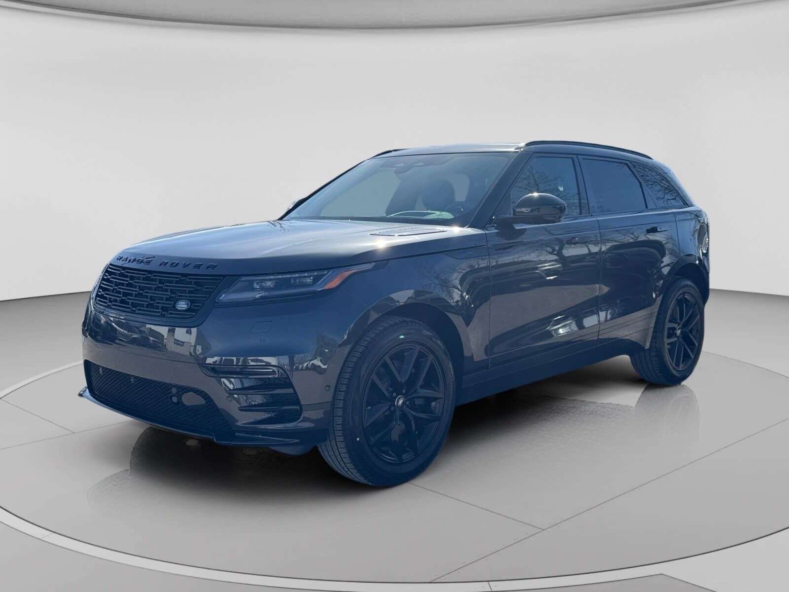2026 Land Rover Range Rover Velar P250 Dynamic SE - $5,061 IN DEMO SAVINGS!