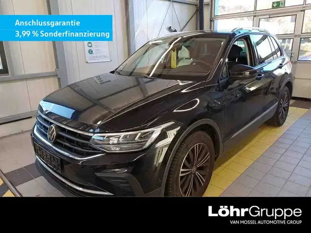 Volkswagen Tiguan 2.0 TDI DSG Active Navi, AHK, ZGV