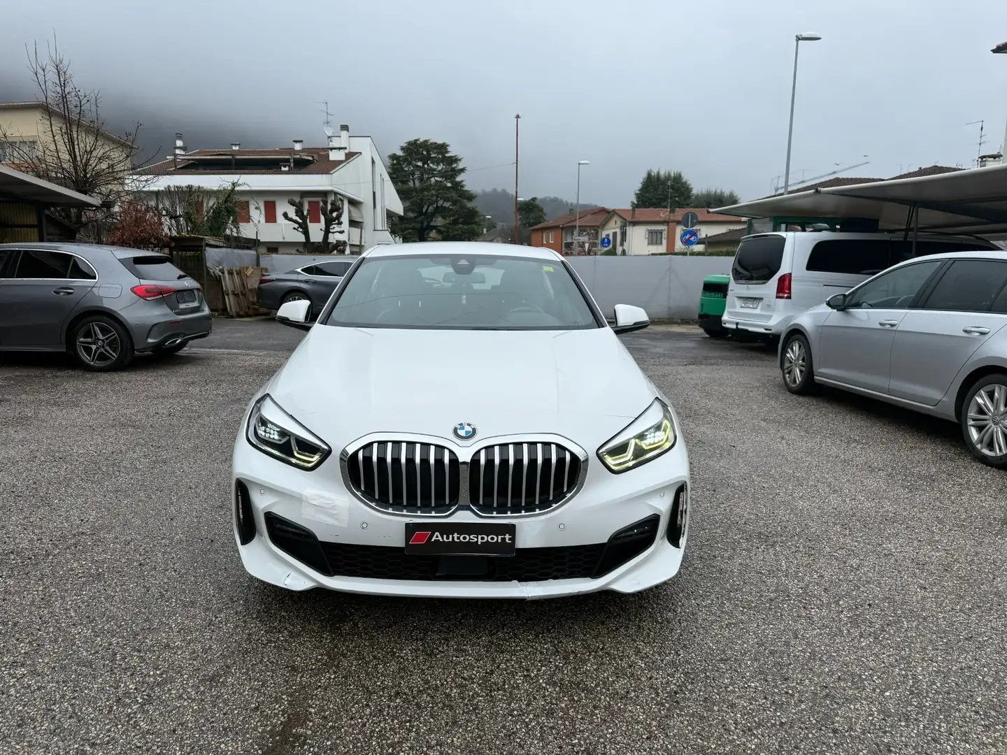 BMW 118 118d 5p. Msport ! CARROZZERIA DA RIPRISTINARE ! Bianco - 1