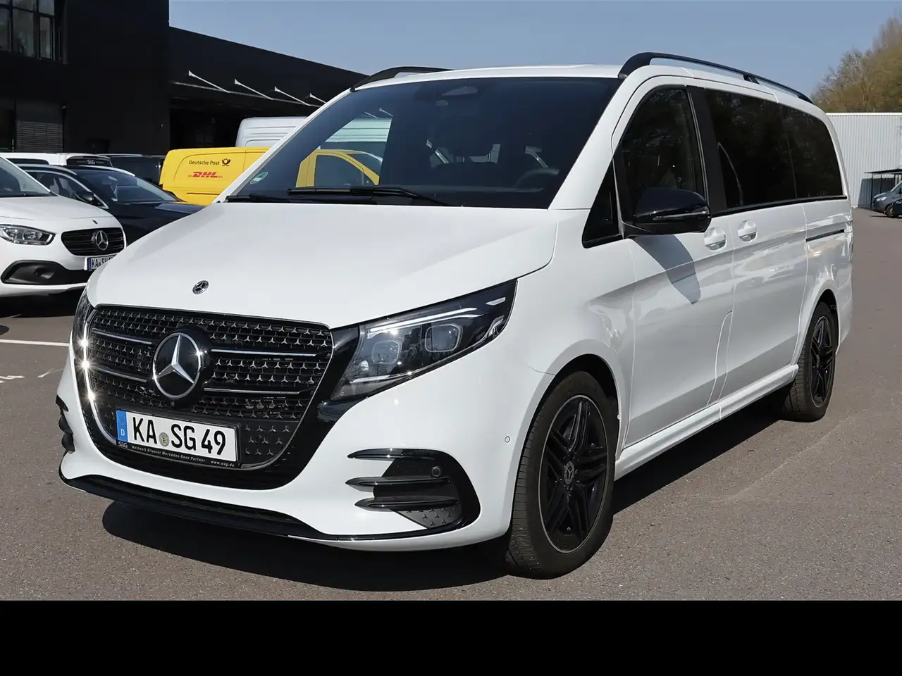 Mercedes-Benz V 300 d AMG lang Avantg+Pak.+AHK+MBUX+M-LED+360 — миниатюра 1