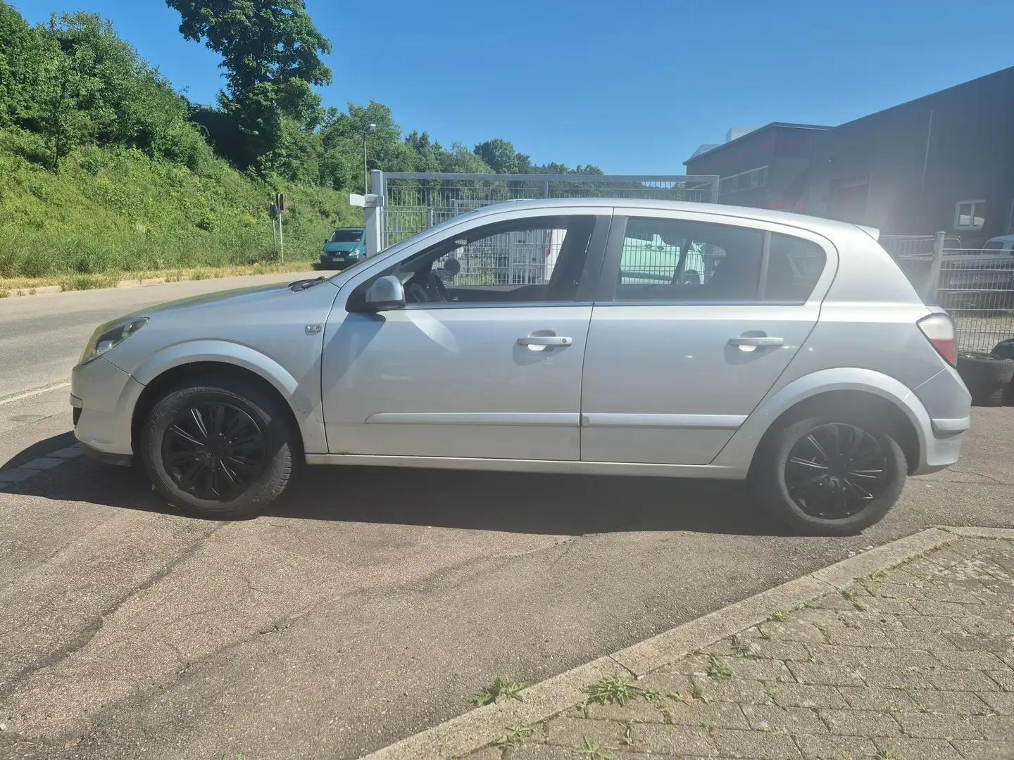 Opel Astra Elegance Plateado - 2