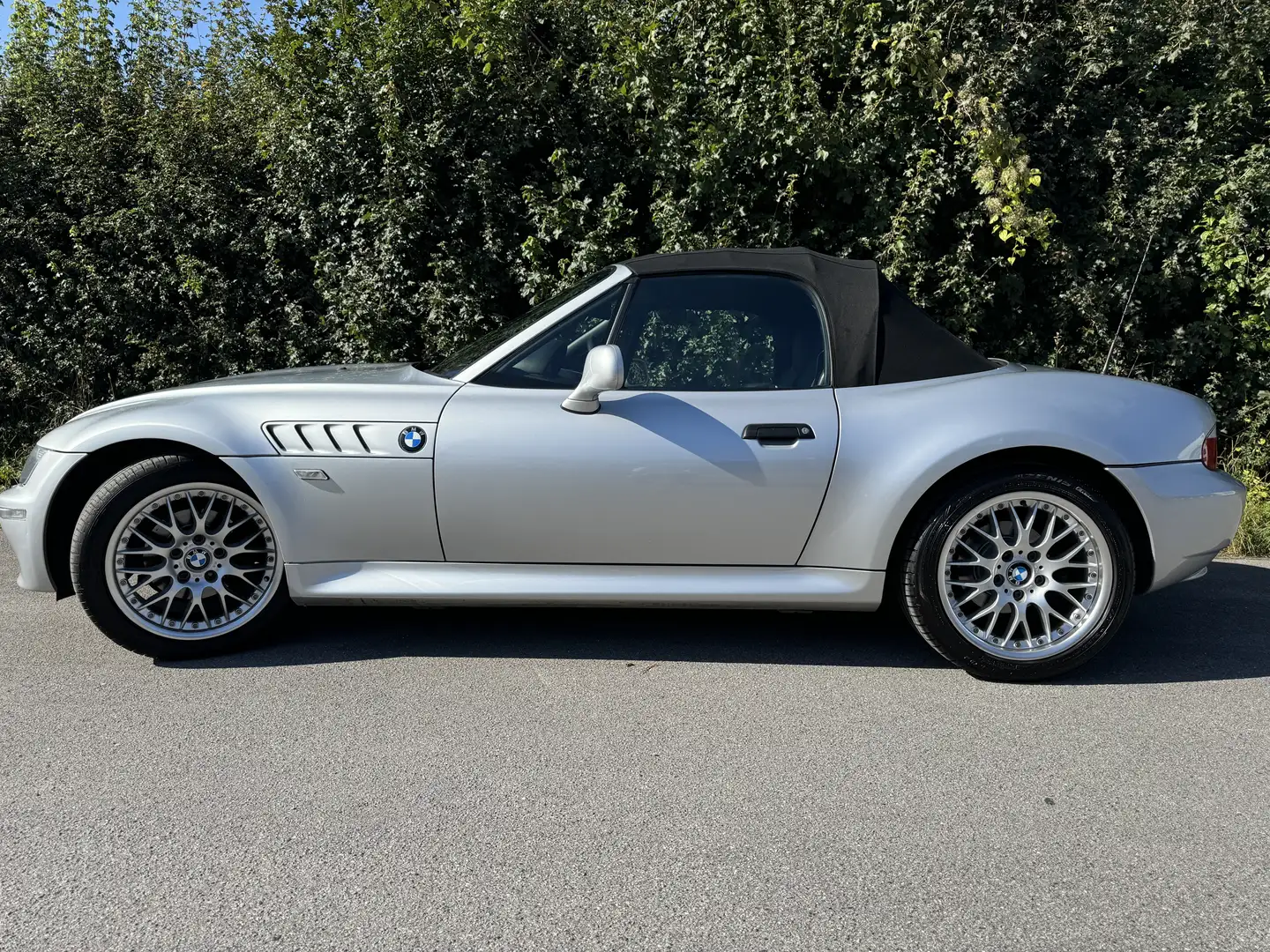 BMW Z3 Roadster 1.8 - M-Paket - EL-Verd. - Hardtop- Klima Silber - 1