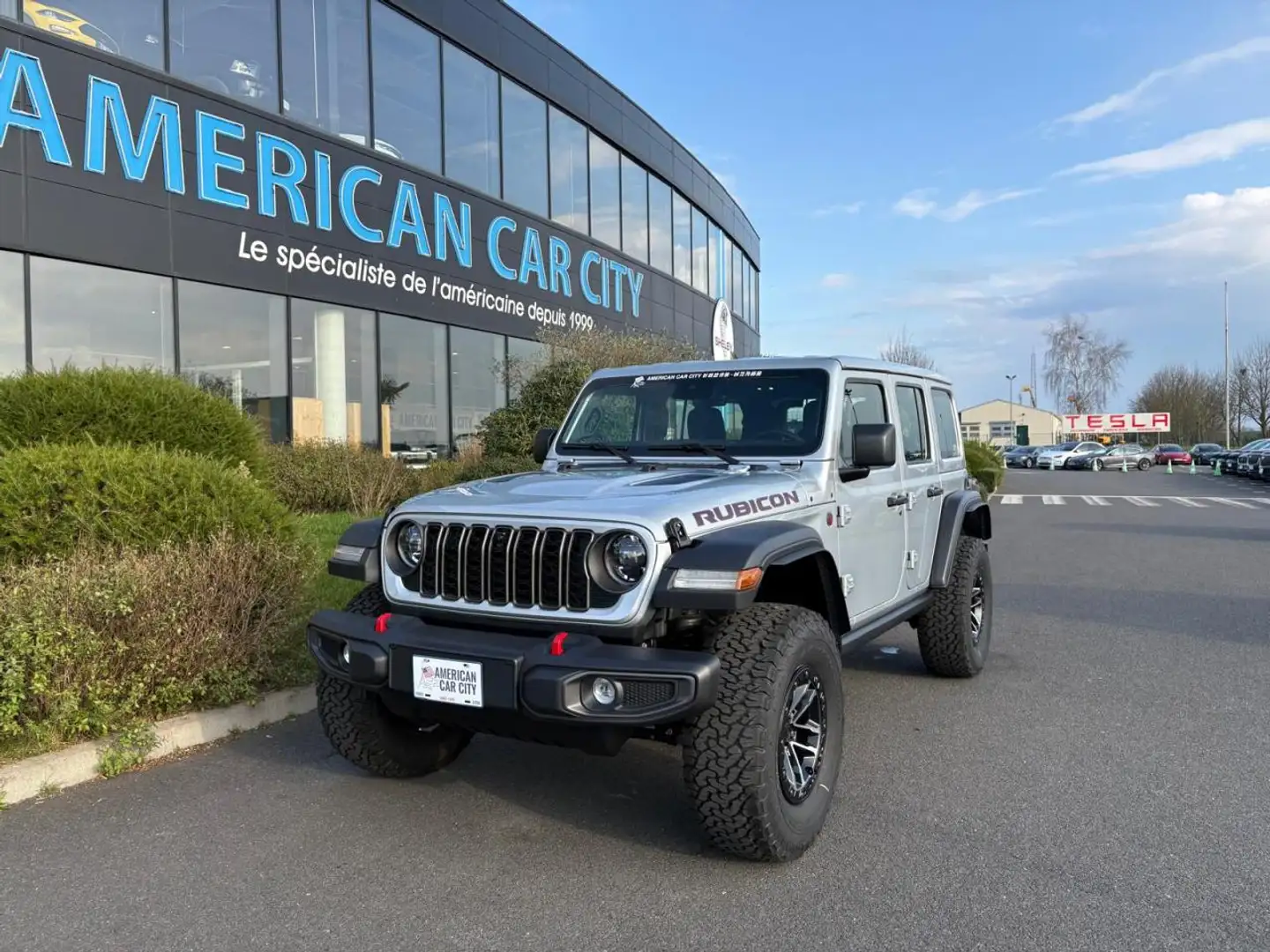Jeep Wrangler Unlimited Rubicon 35 XTREME package V6 3.6L Gris - 1