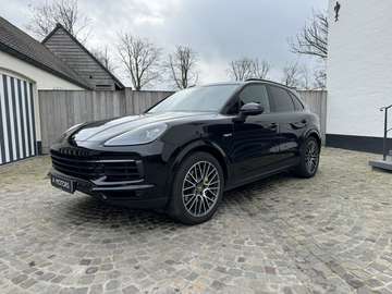 3.0i V6 PHEV Tiptronic S