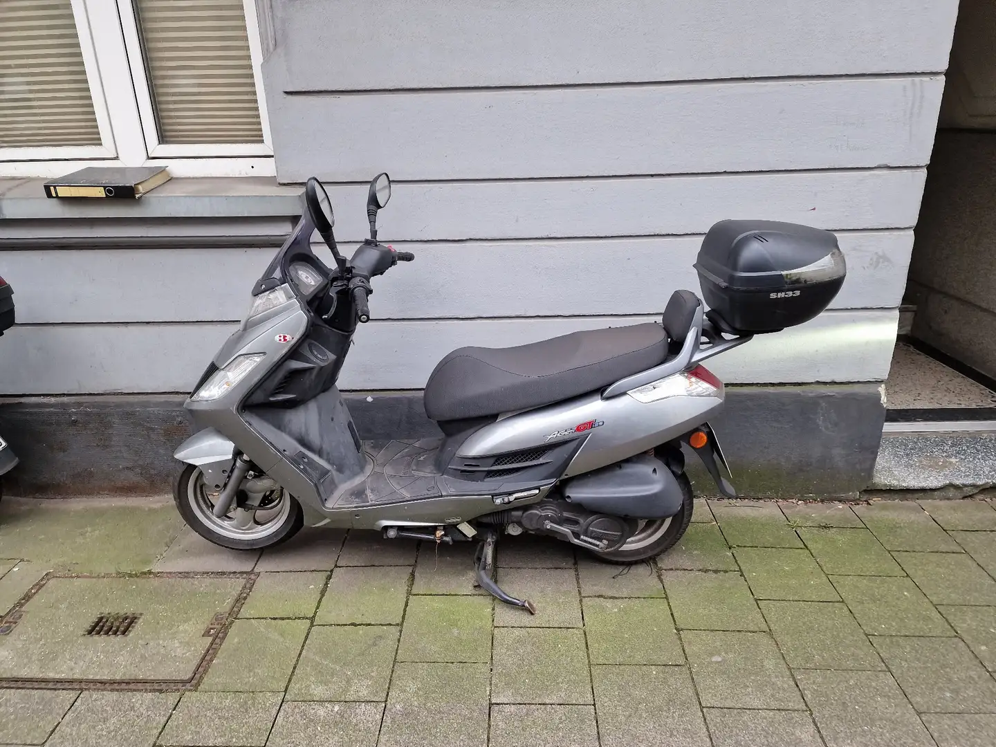 Kymco Yager GT Zilver - 1