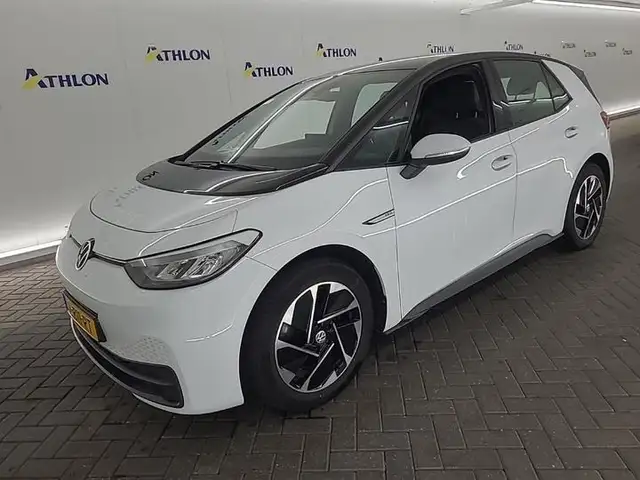 Volkswagen ID.3 LIFE 58 kWh (91% SOH) I STOELVERWARMING I NAVIGATI