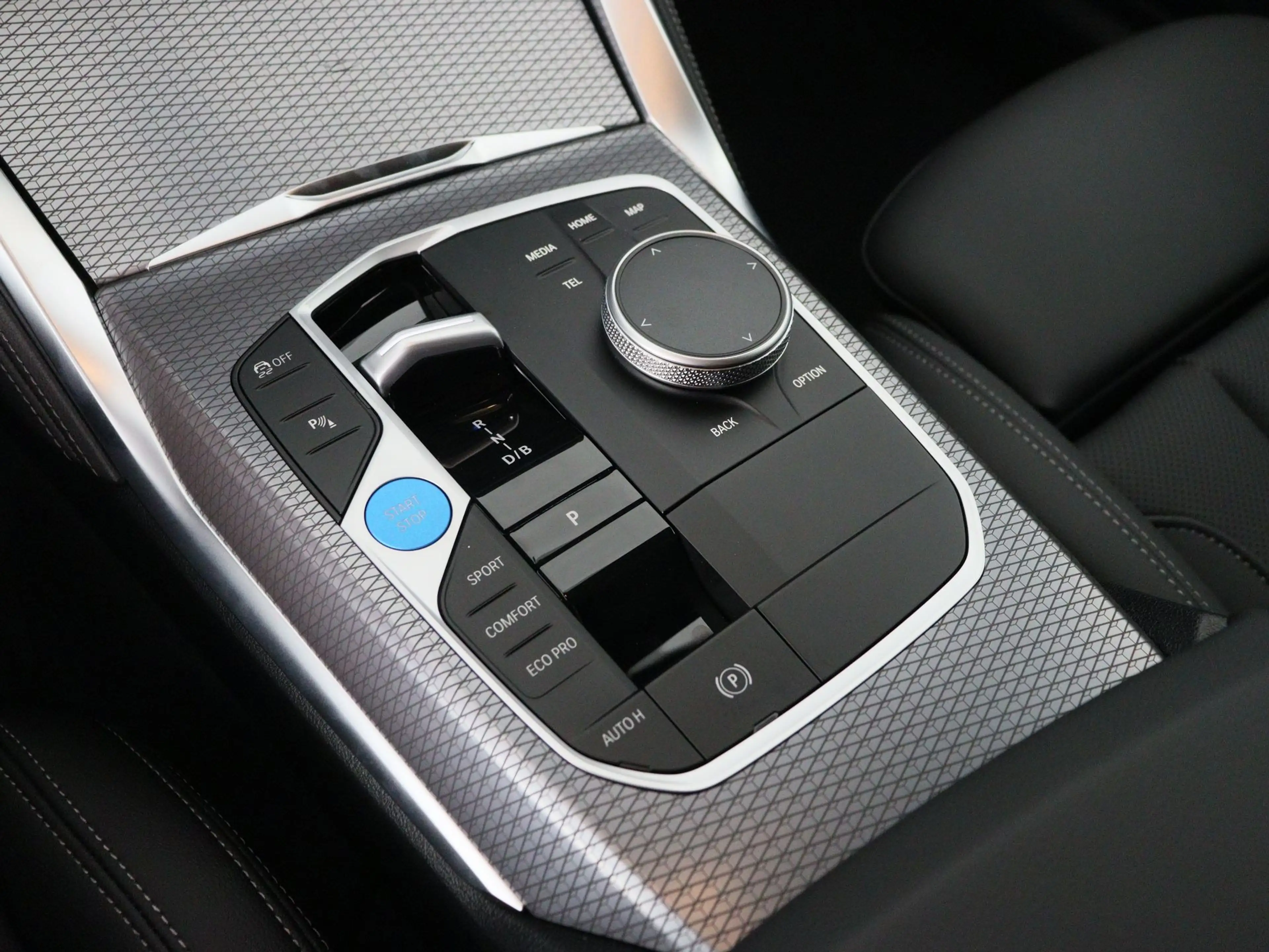 BMW i4 eDrive35 M Sport Edition 70 kWh — photo 9