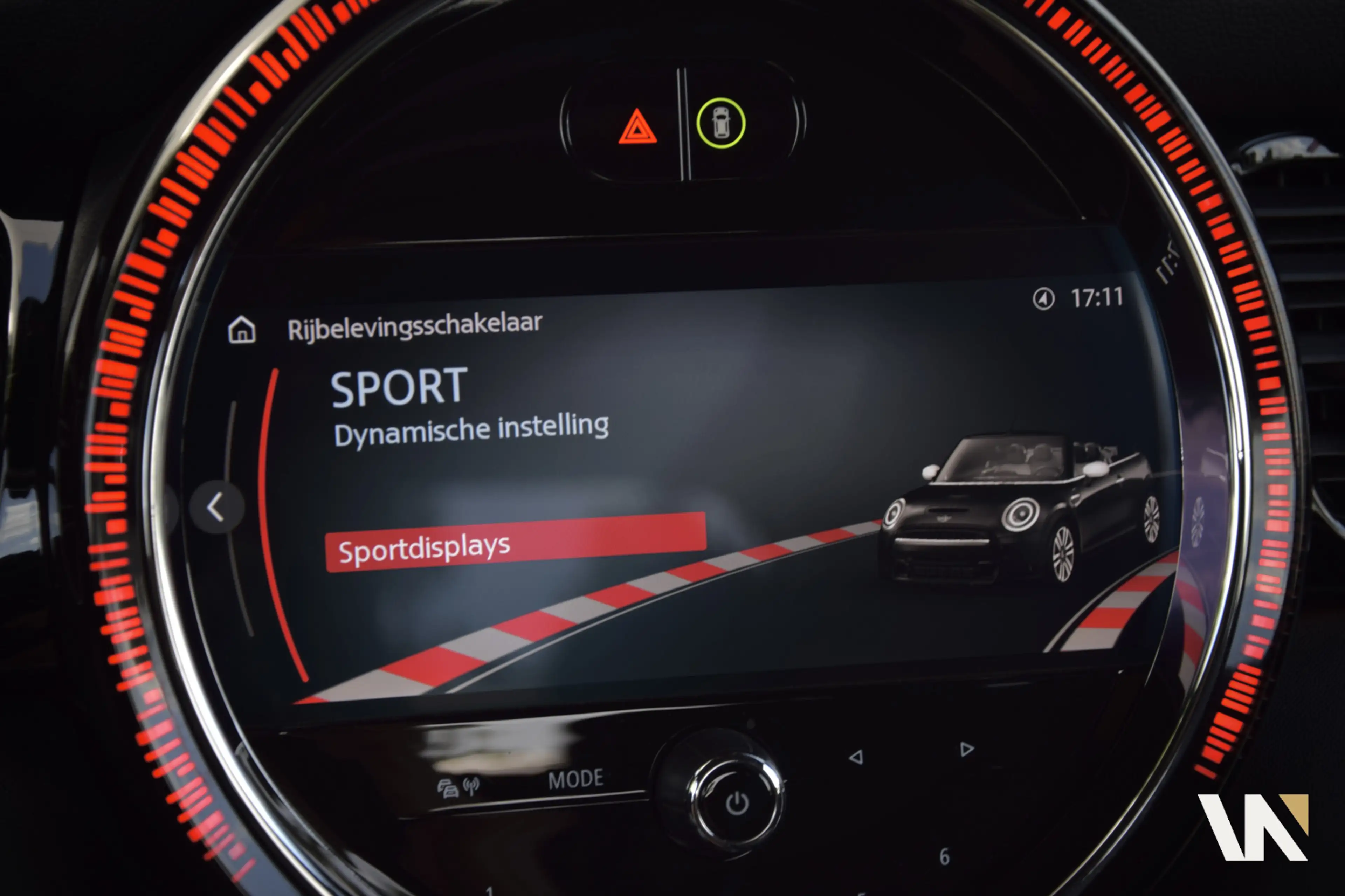 MINI Cooper S Cabrio 2.0 John Cooper Works | Harman Kardon | Head-Up | — photo 50