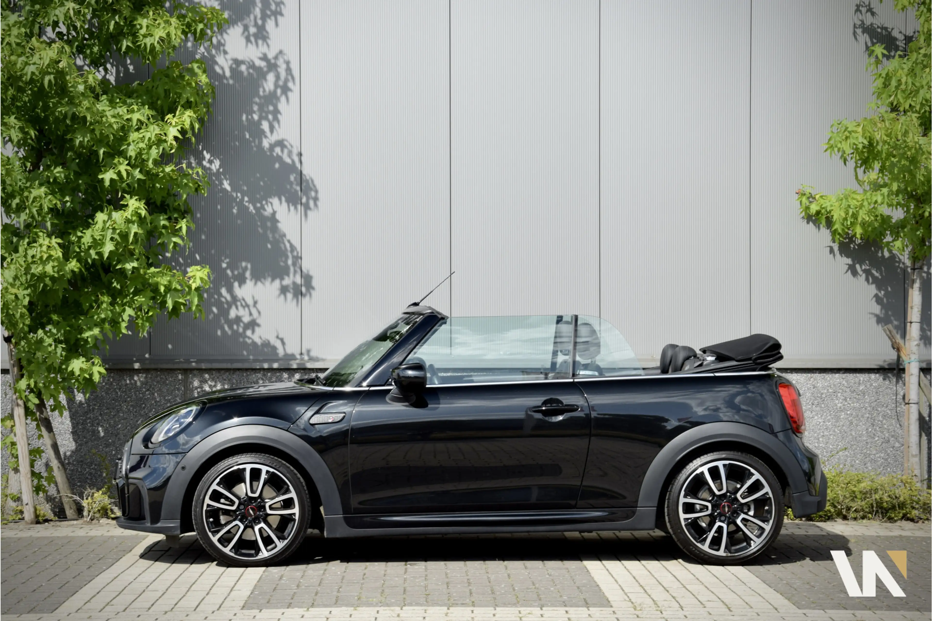 MINI Cooper S Cabrio 2.0 John Cooper Works | Harman Kardon | Head-Up | — photo 31