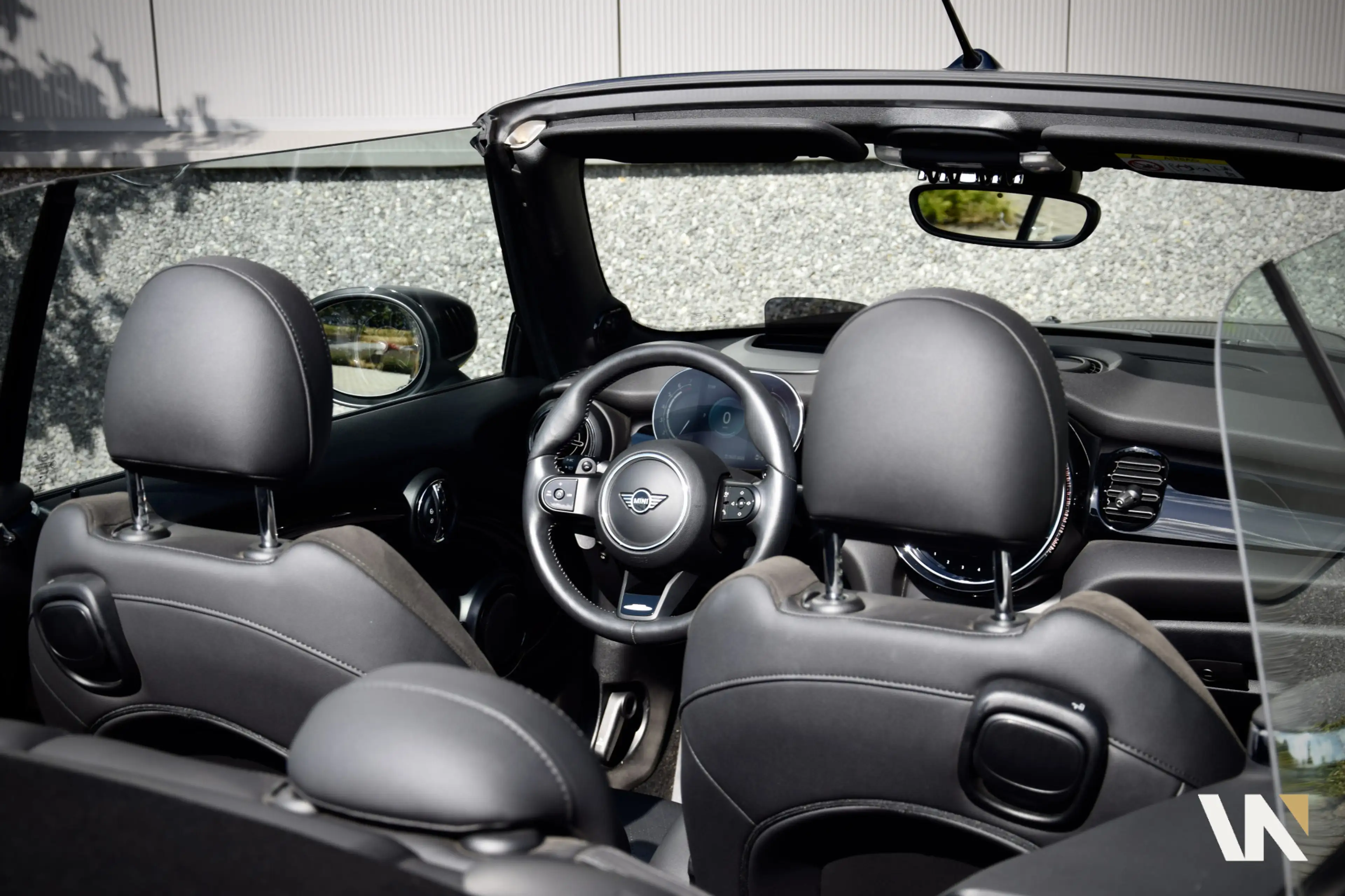 MINI Cooper S Cabrio 2.0 John Cooper Works | Harman Kardon | Head-Up | — photo 22