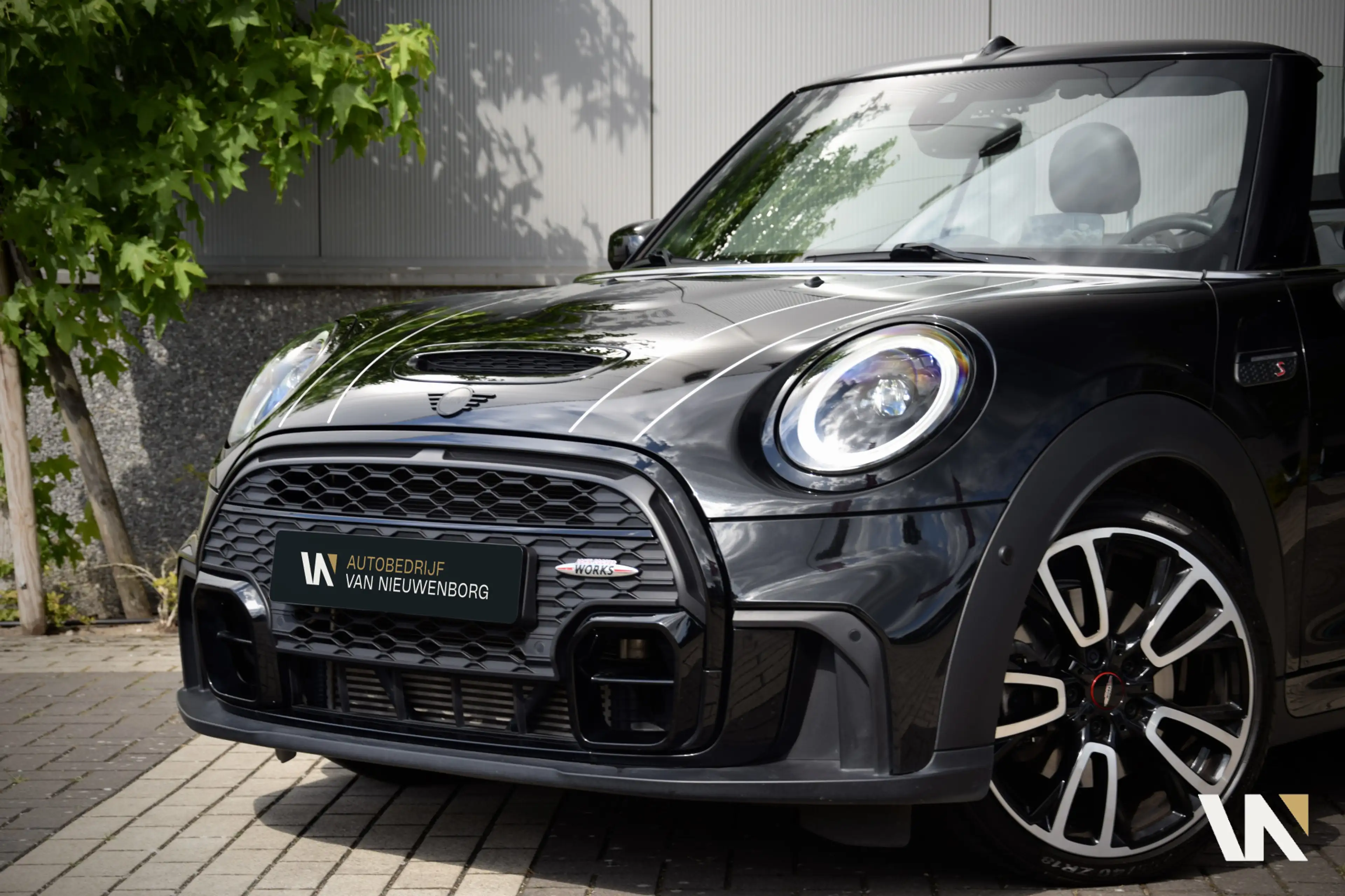 MINI Cooper S Cabrio 2.0 John Cooper Works | Harman Kardon | Head-Up | — photo 18