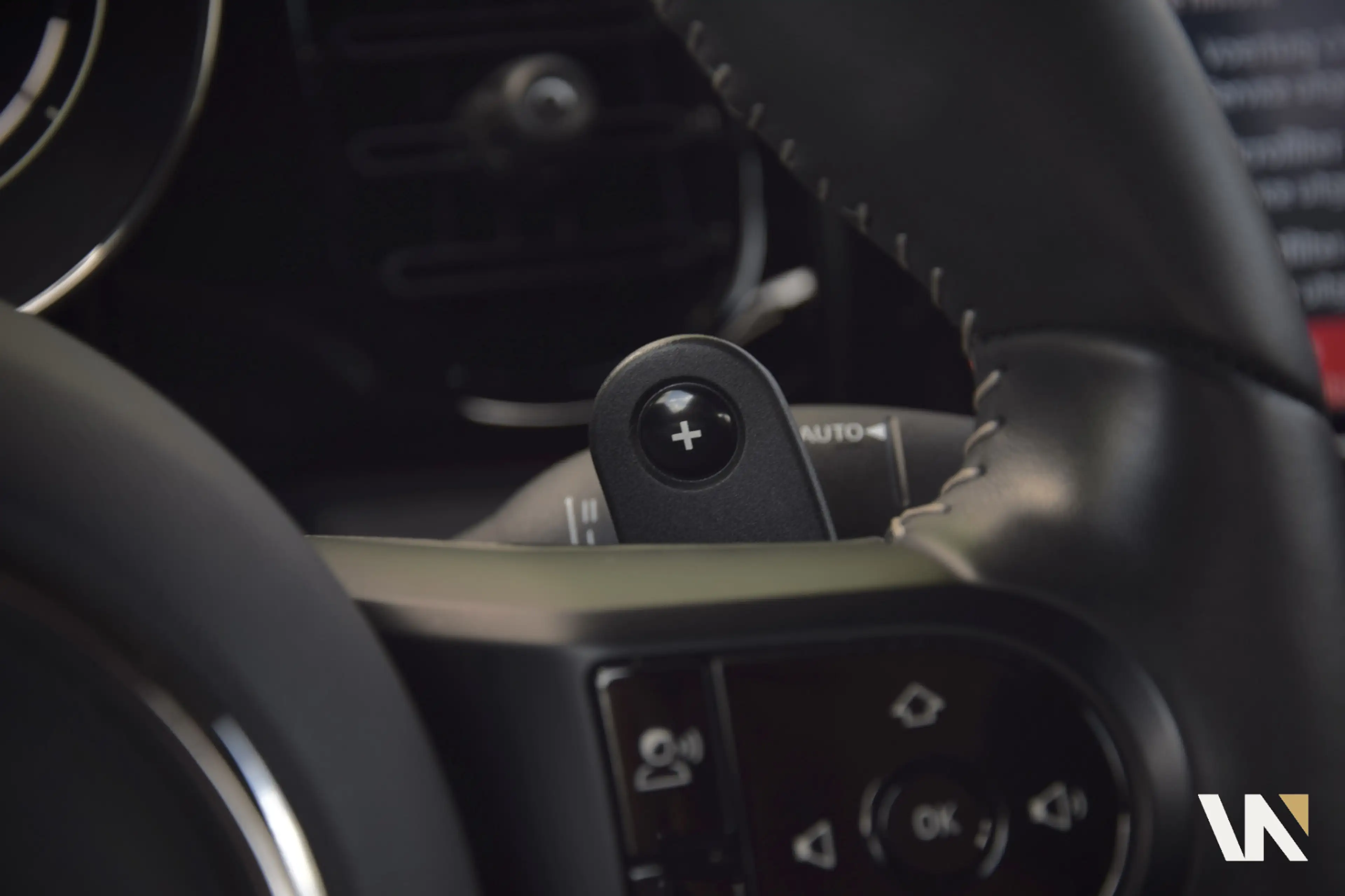 MINI Cooper S Cabrio 2.0 John Cooper Works | Harman Kardon | Head-Up | — photo 39
