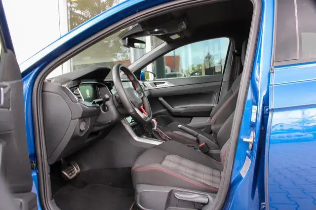 Volkswagen Polo view 10